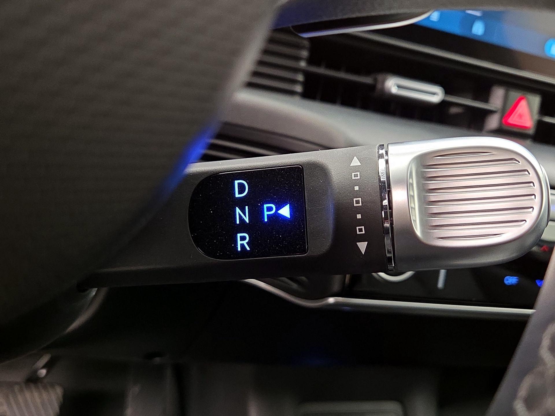 Thumbnail: 2025 Hyundai Ioniq 5 - 18