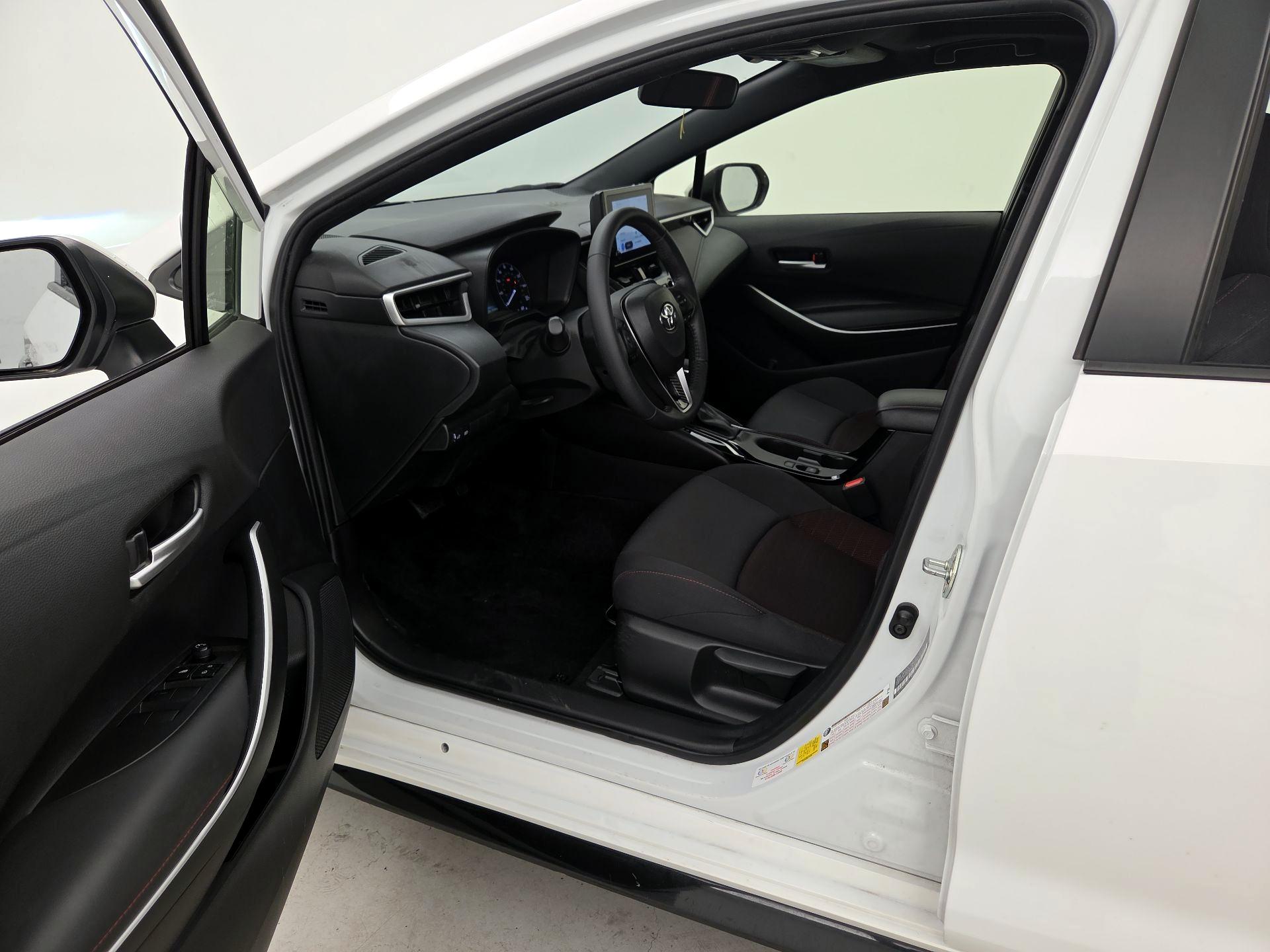 Thumbnail: 2024 Toyota Corolla - 11