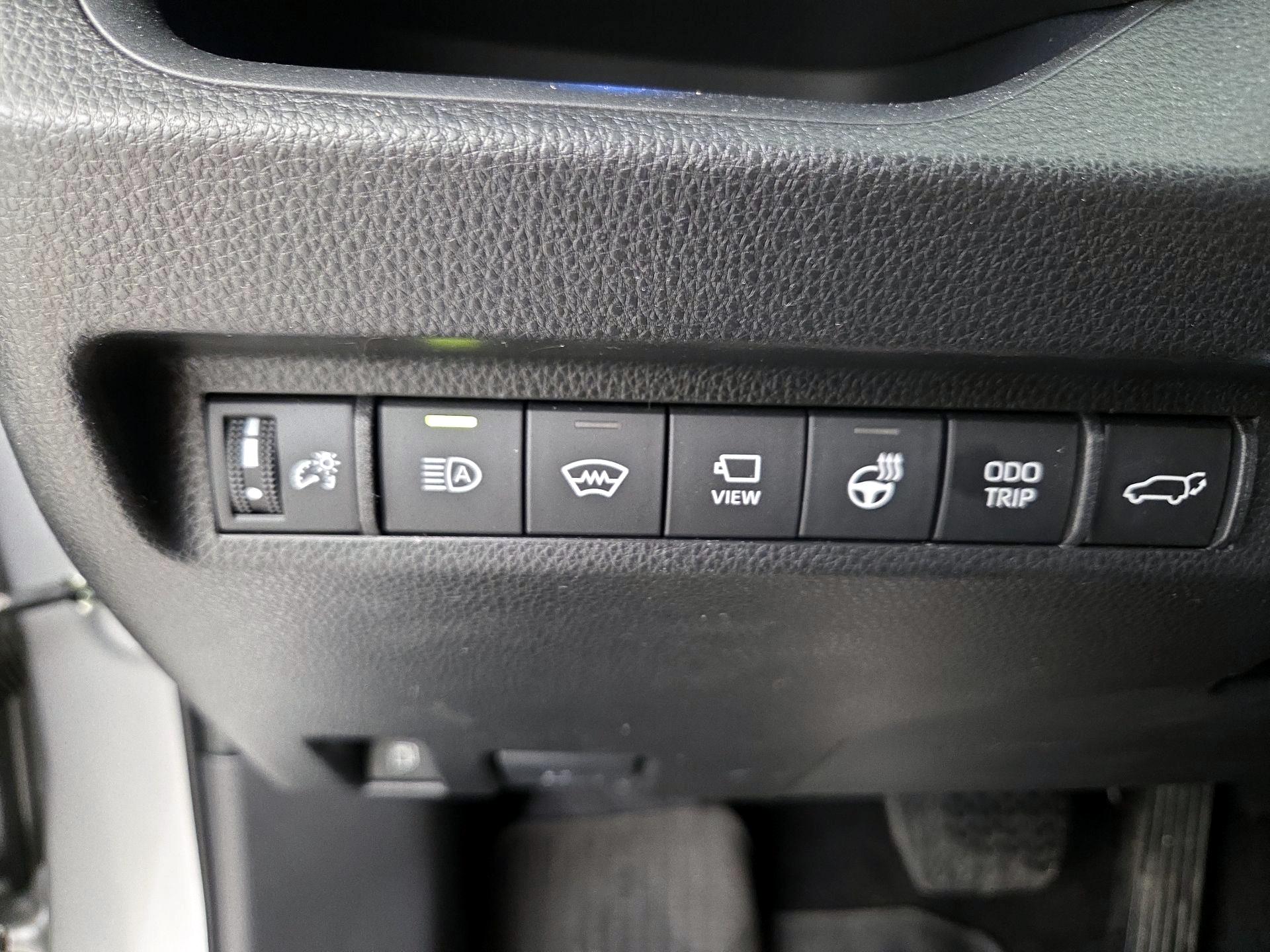 Thumbnail: 2024 Toyota RAV4 - 13