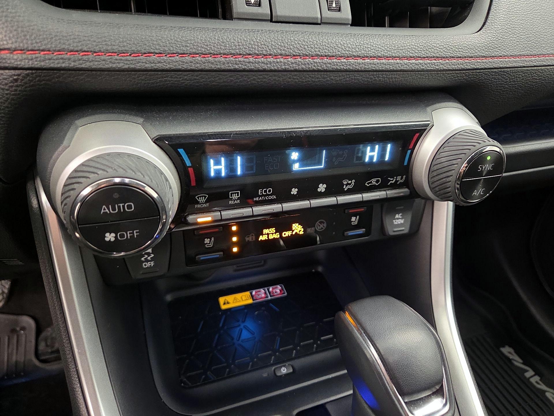 Thumbnail: 2024 Toyota RAV4 - 16