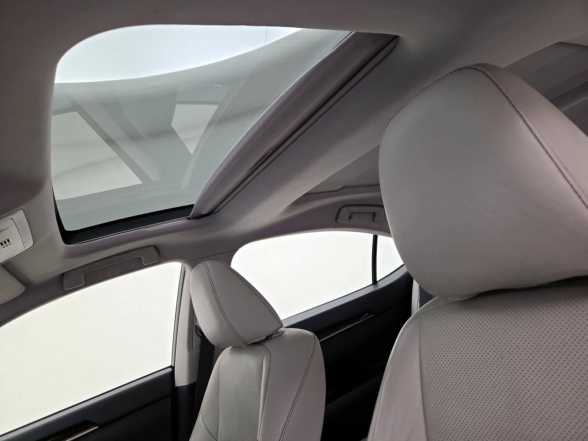 Thumbnail: 2016 Lexus ES - 19