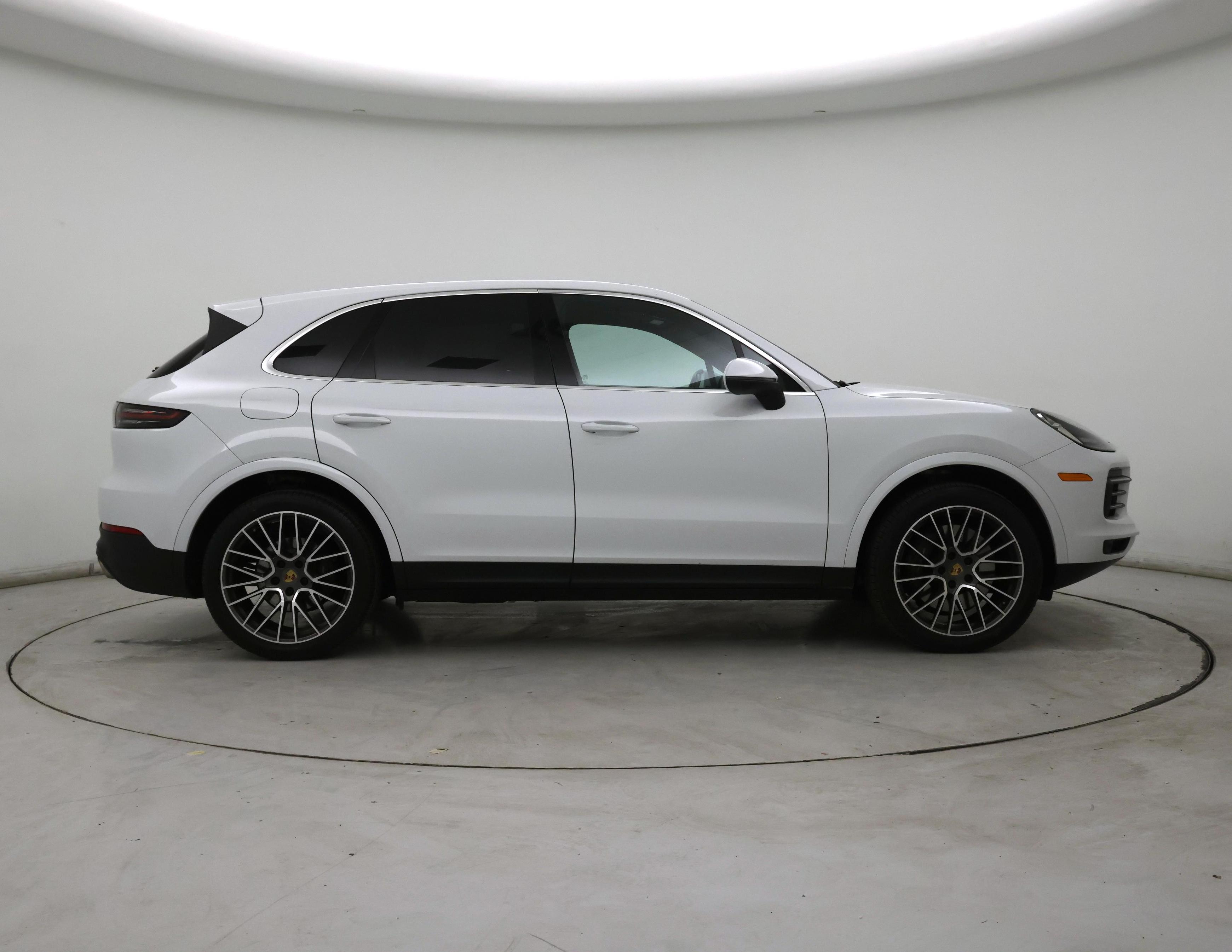 Thumbnail: 2022 Porsche Cayenne - 7