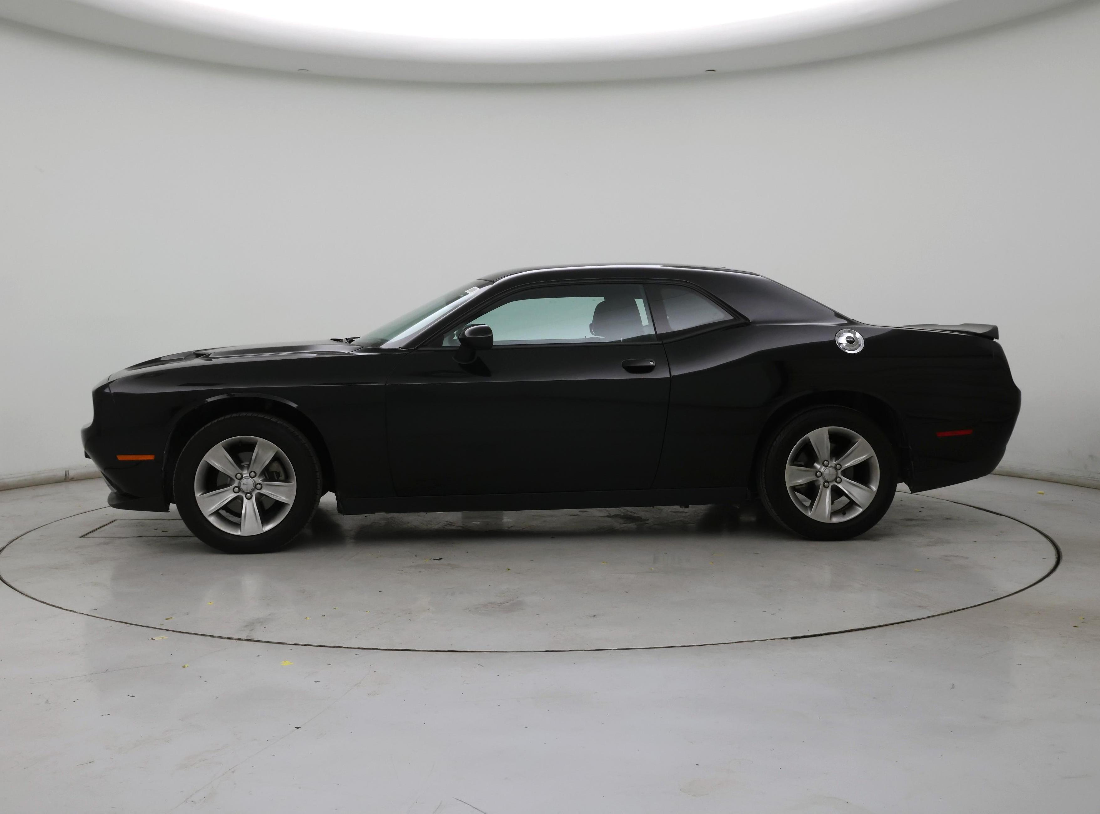 Thumbnail: 2021 Dodge Challenger - 3