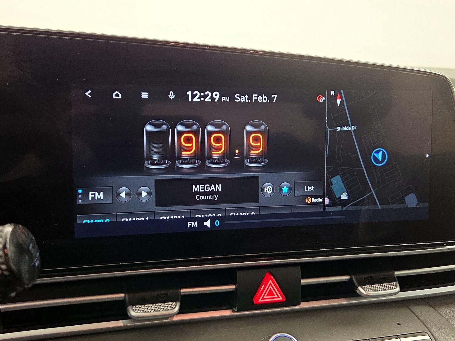 Thumbnail: 2023 Hyundai Elantra - 16