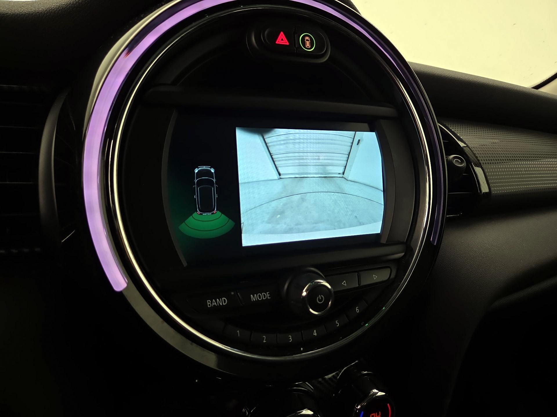 Thumbnail: 2020 MINI Cooper Hardtop - 14