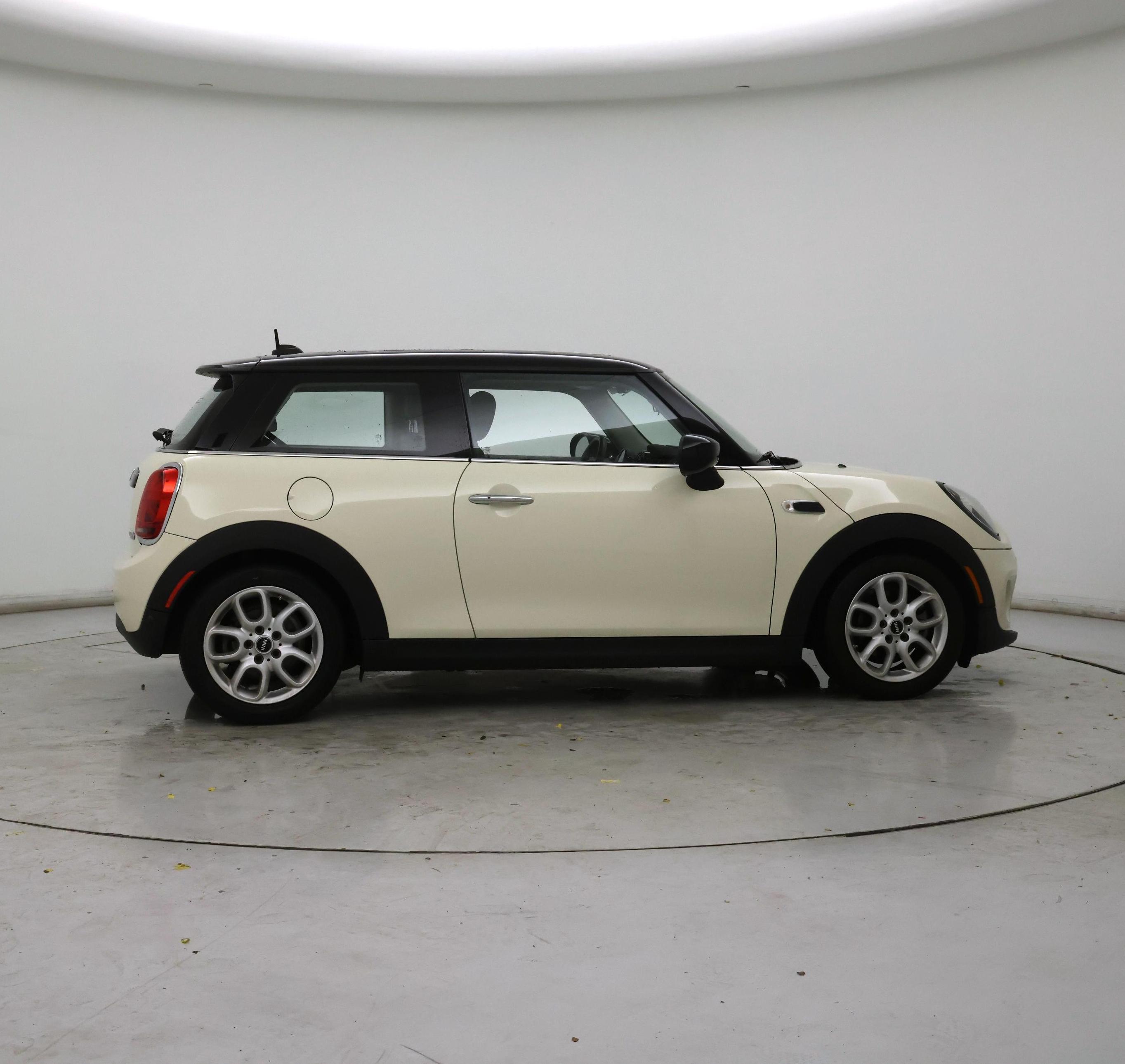 Thumbnail: 2020 MINI Cooper Hardtop - 7