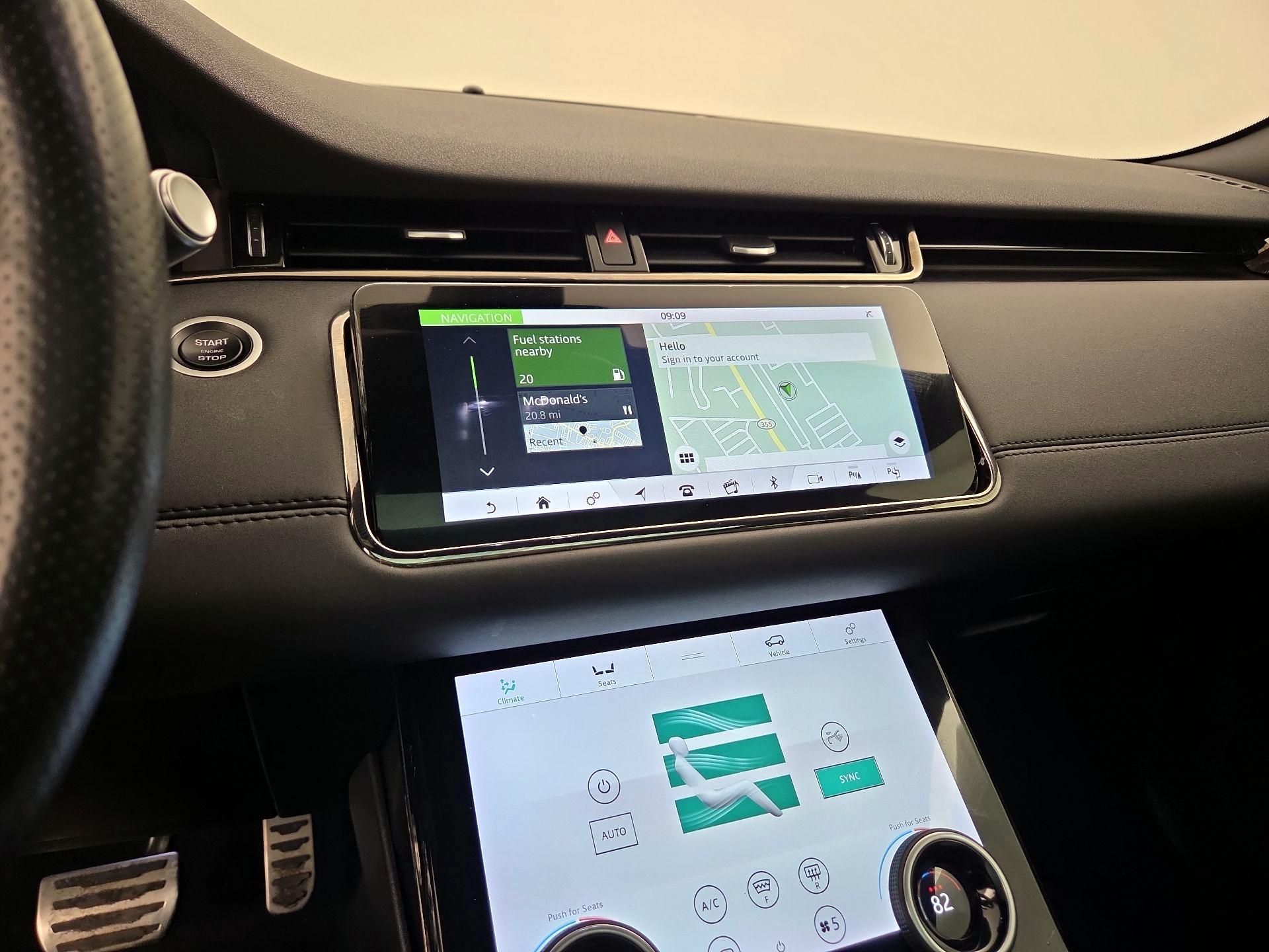 Thumbnail: 2020 Land Rover Range Rover Evoque - 14