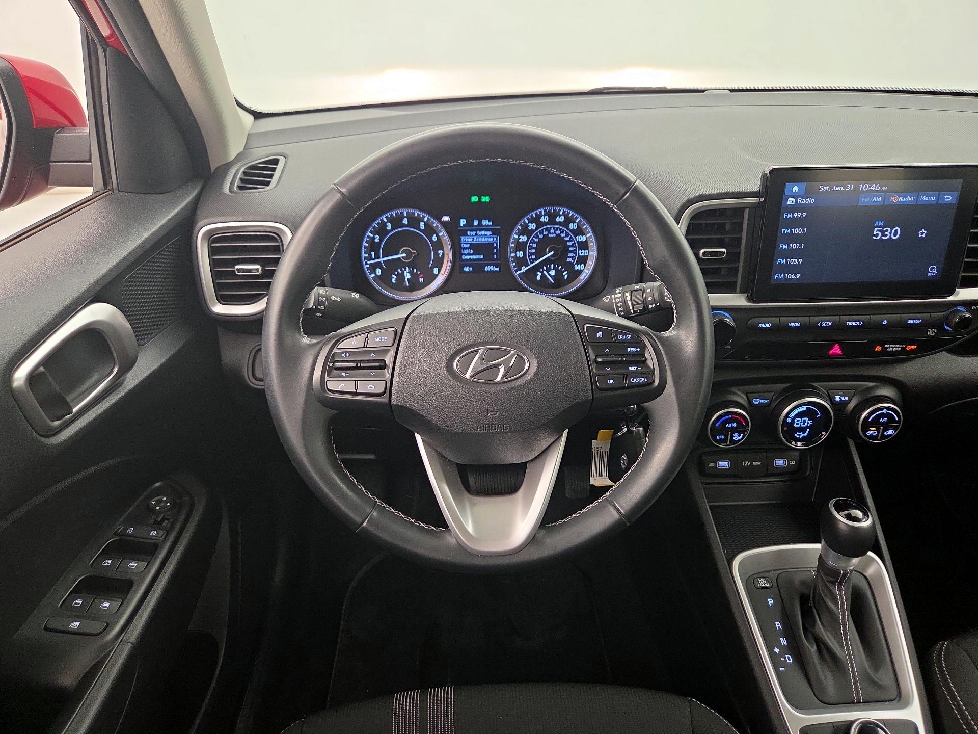 Thumbnail: 2022 Hyundai Venue - 10