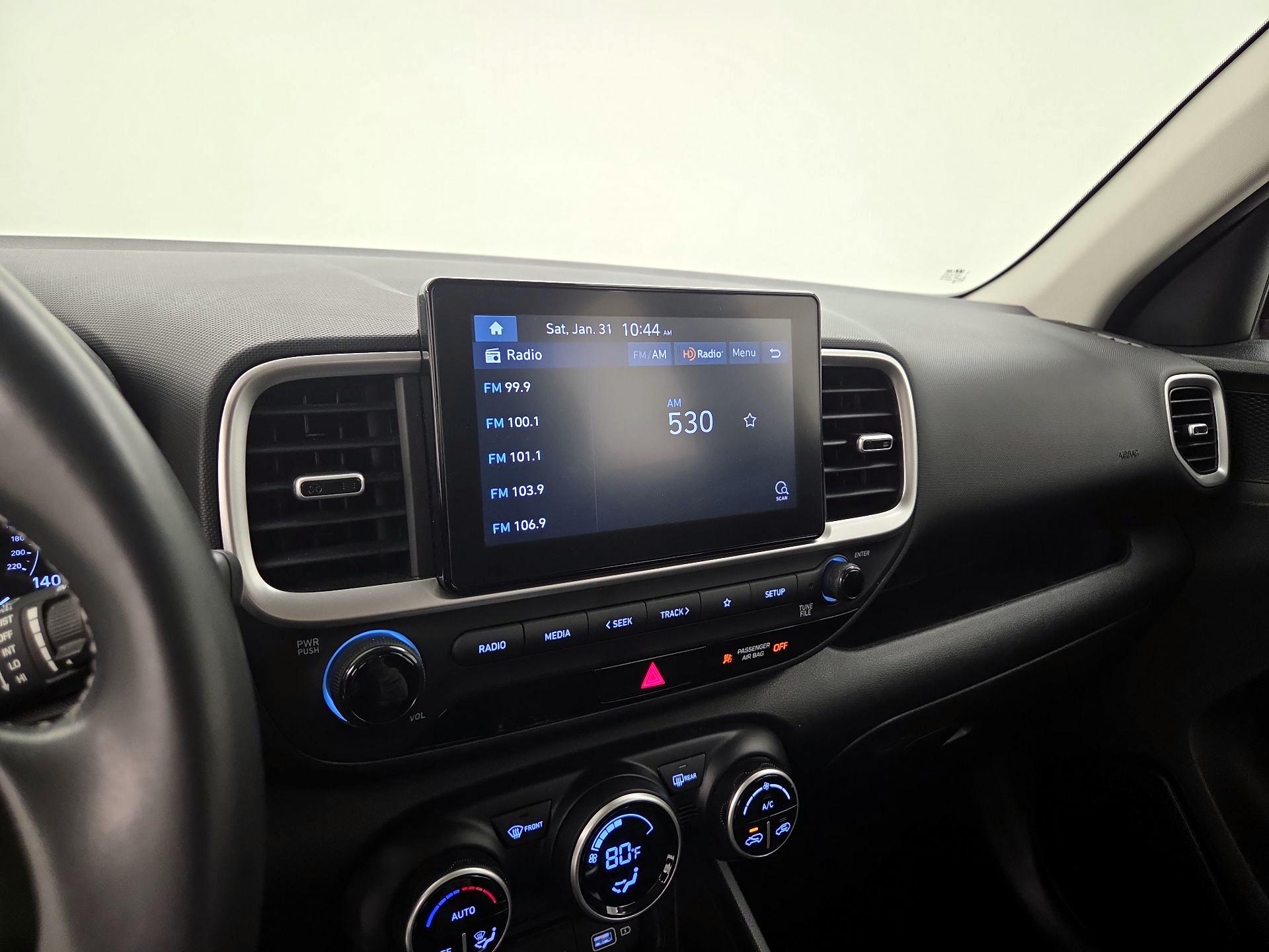 Thumbnail: 2022 Hyundai Venue - 15