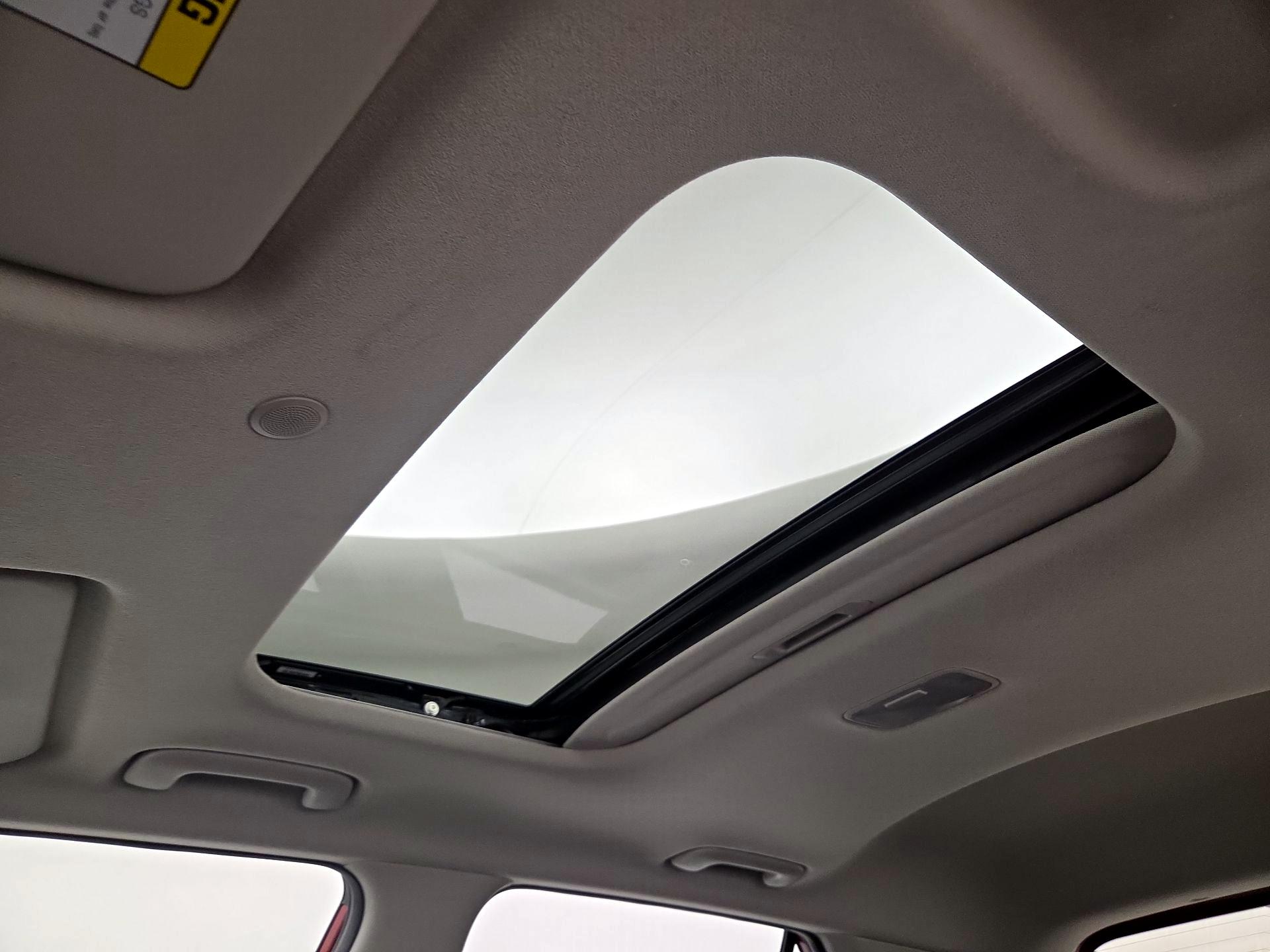 Thumbnail: 2022 Hyundai Venue - 19