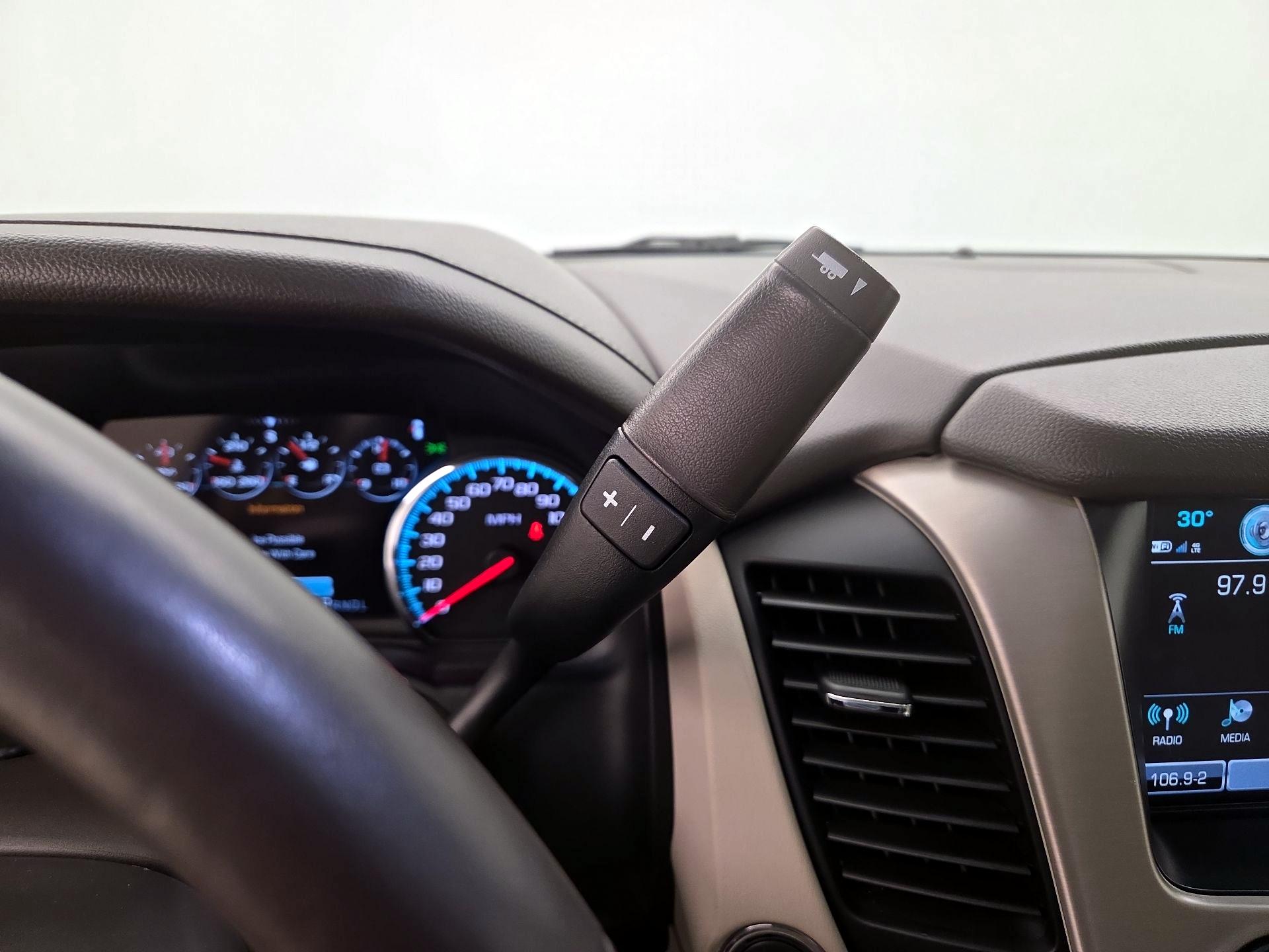 Thumbnail: 2019 GMC Yukon - 18