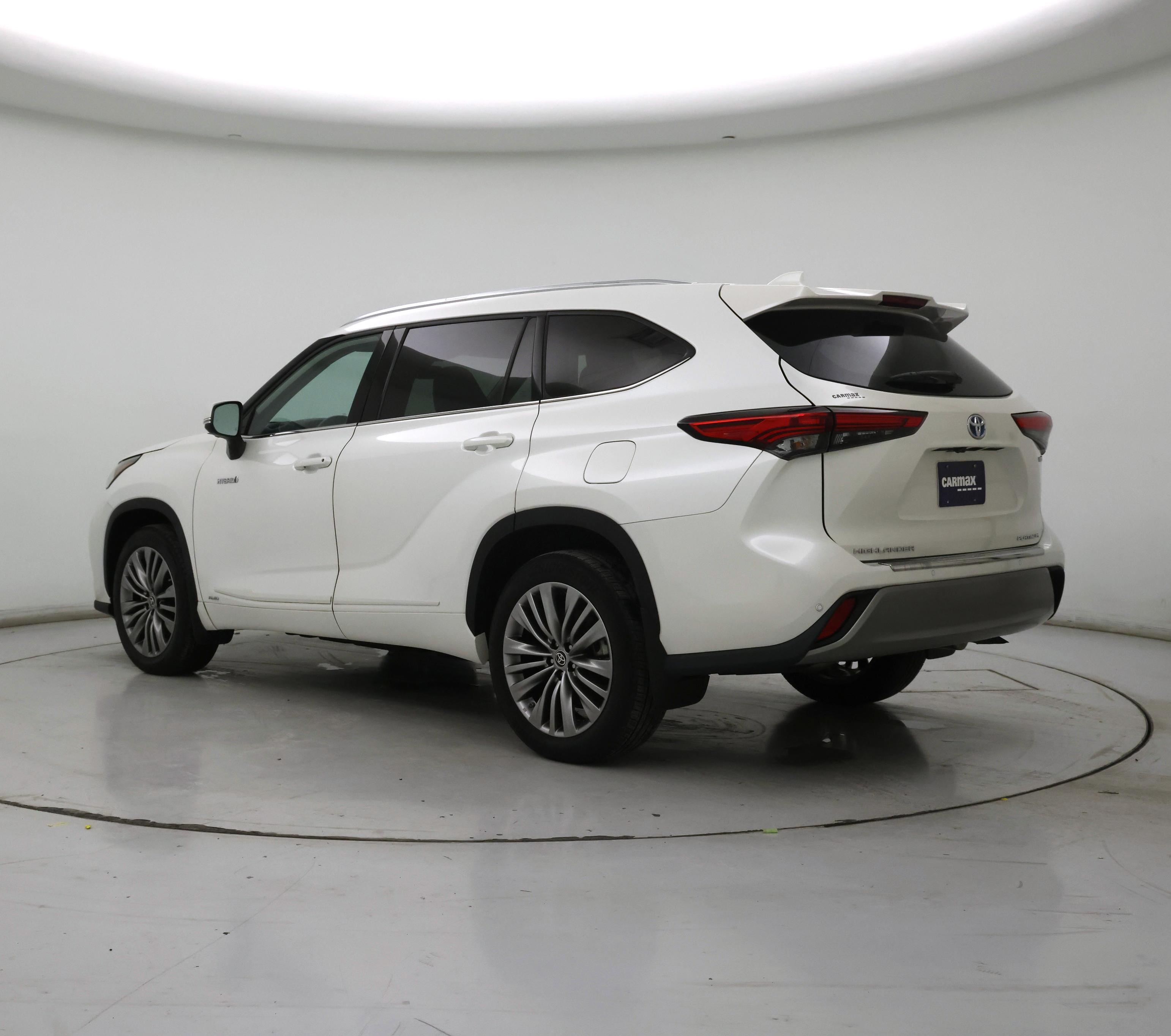 Thumbnail: 2021 Toyota Highlander - 2