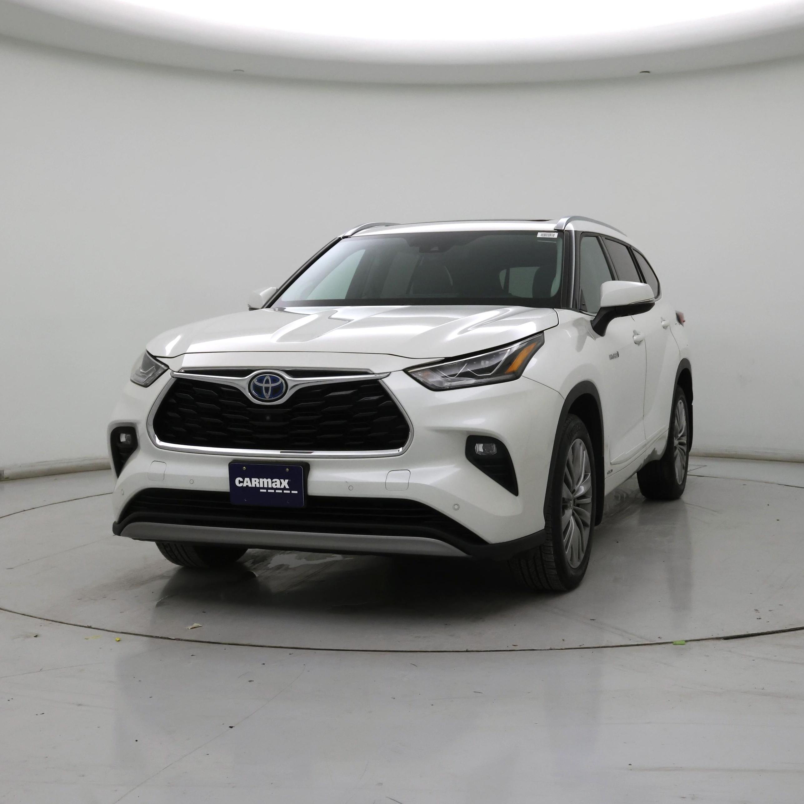 Thumbnail: 2021 Toyota Highlander - 4