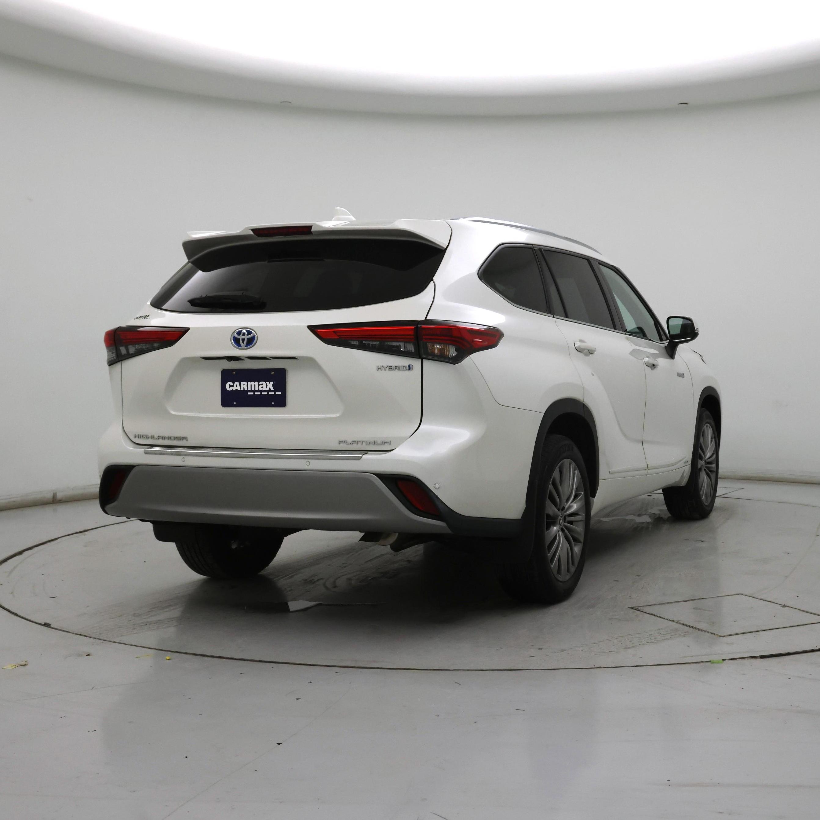 Thumbnail: 2021 Toyota Highlander - 8