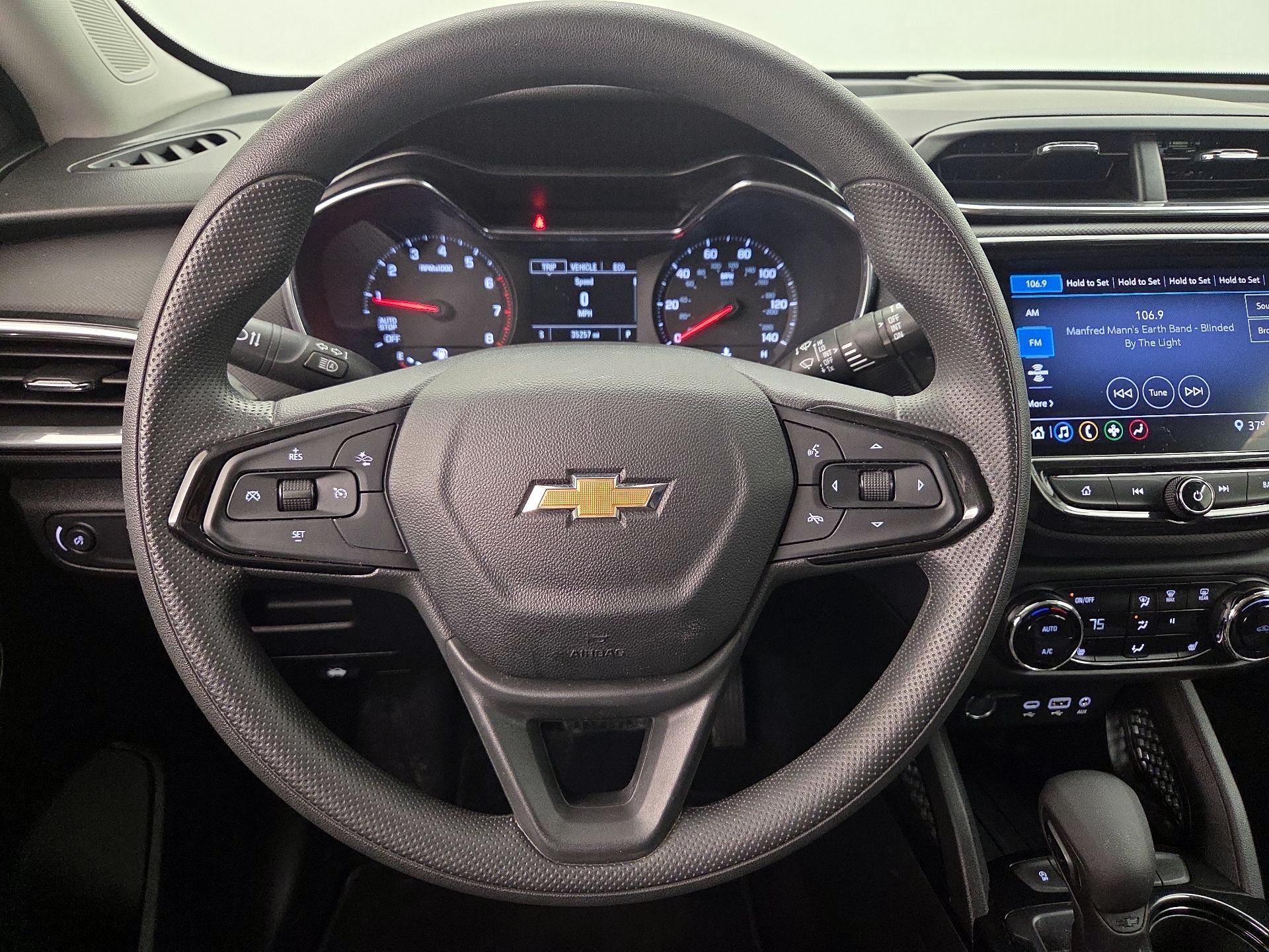 Thumbnail: 2022 Chevrolet TrailBlazer - 10