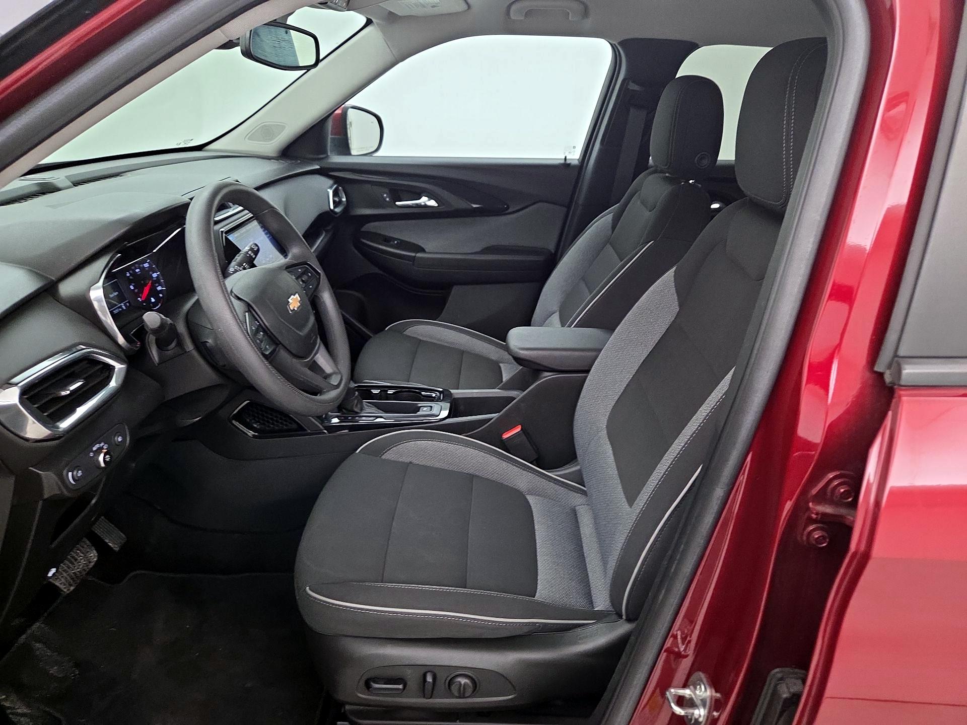 Thumbnail: 2022 Chevrolet TrailBlazer - 11