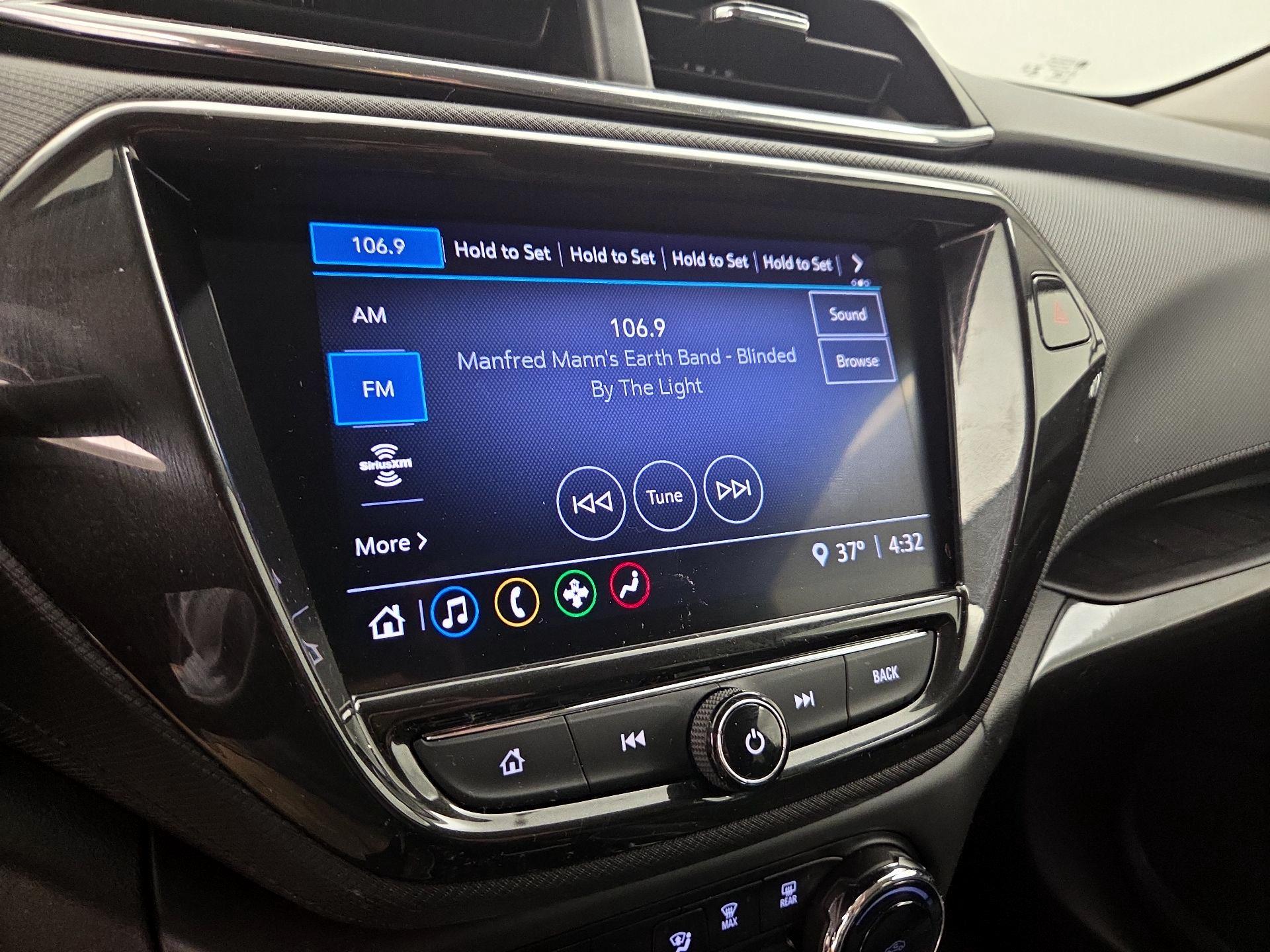 Thumbnail: 2022 Chevrolet TrailBlazer - 15