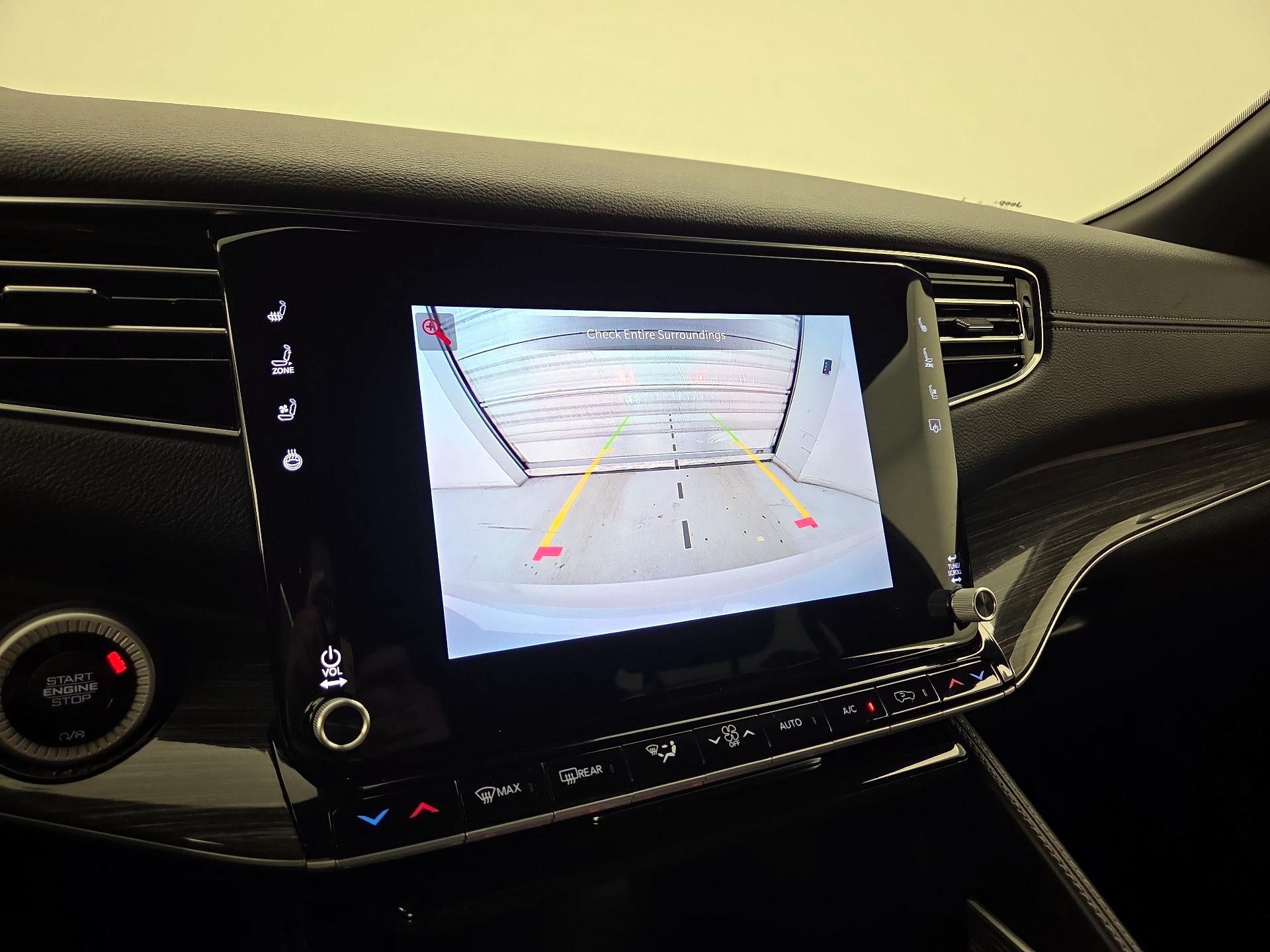 Thumbnail: 2022 Jeep Wagoneer - 15