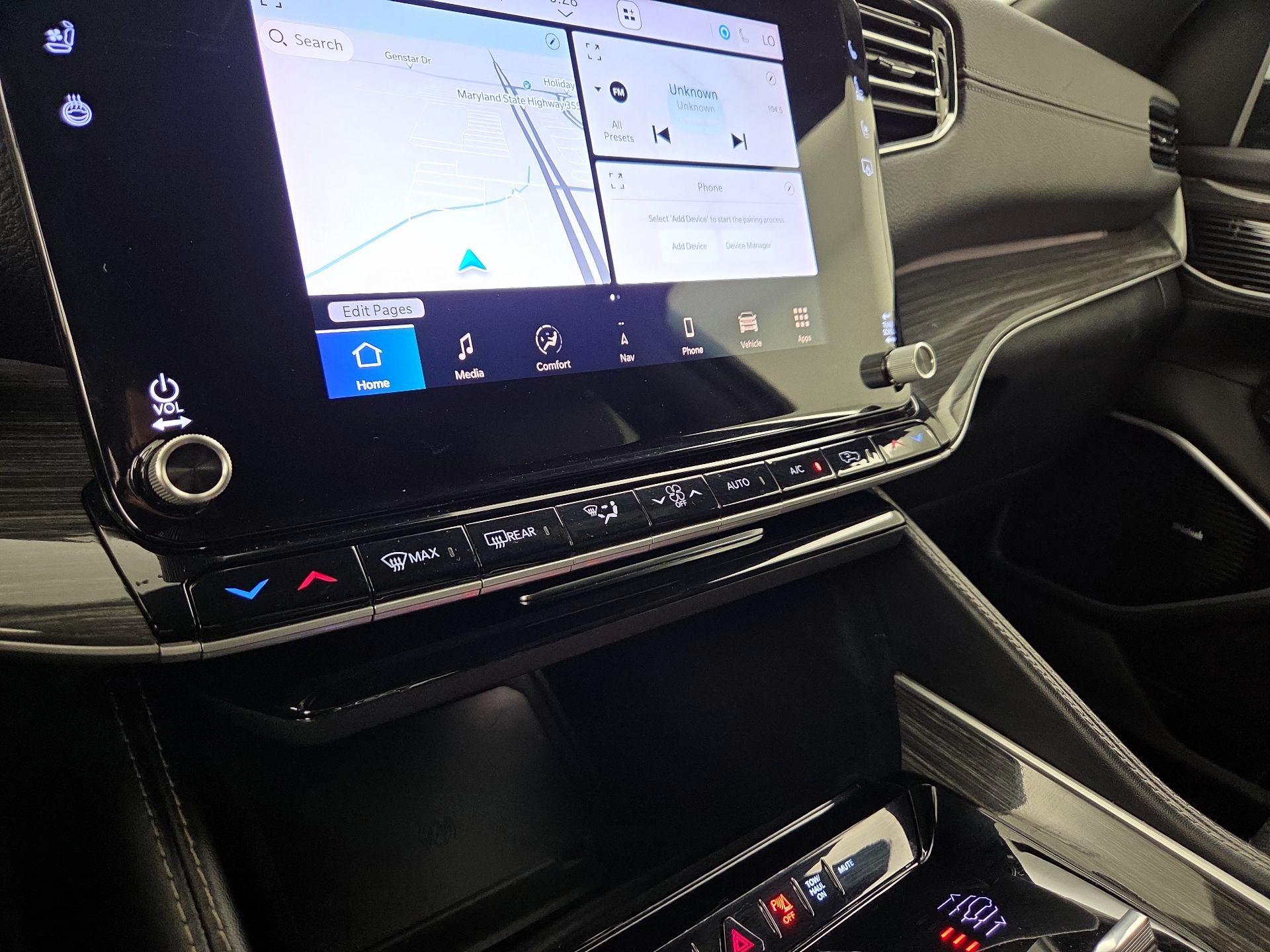 Thumbnail: 2022 Jeep Wagoneer - 17