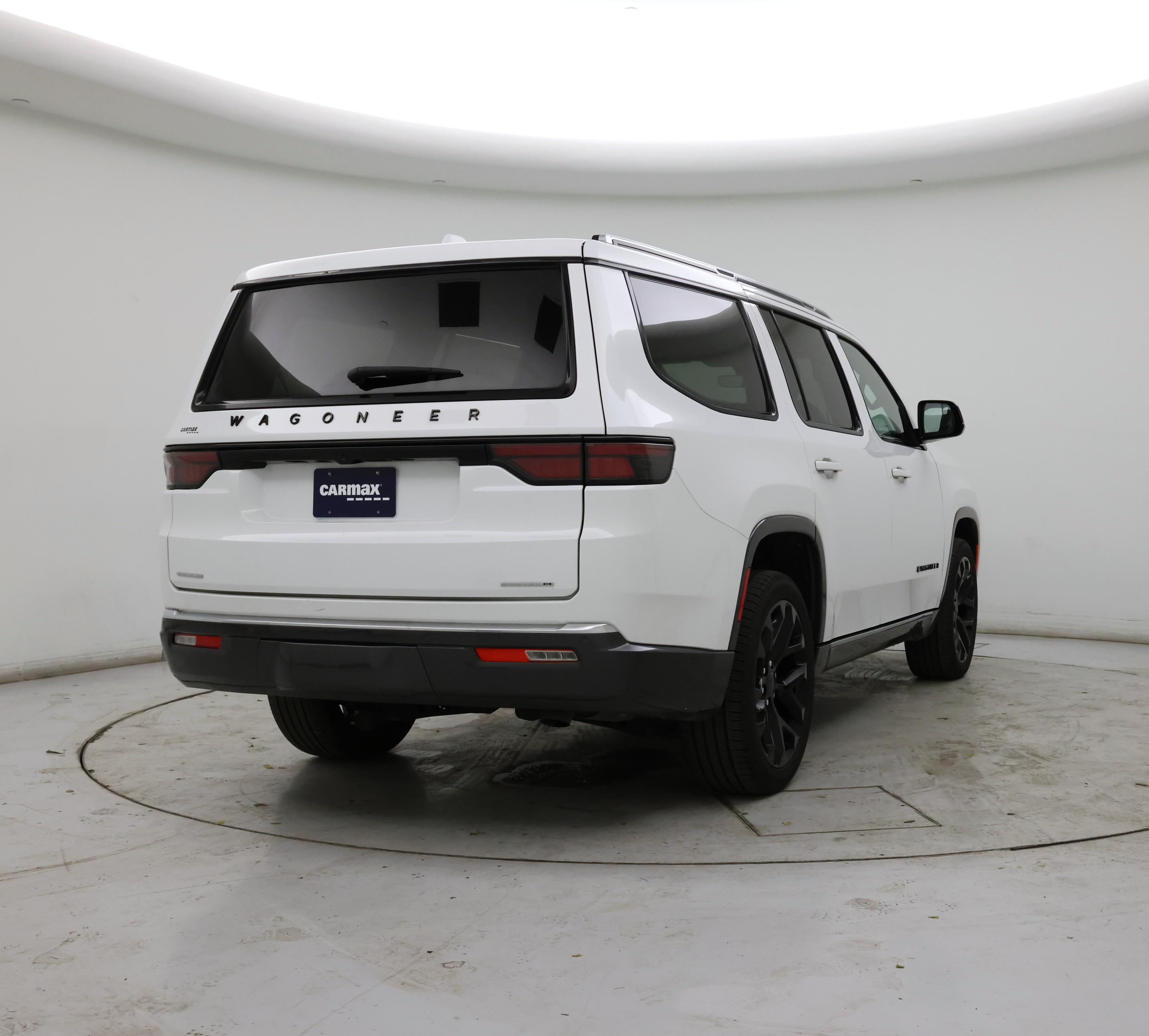 Thumbnail: 2022 Jeep Wagoneer - 8