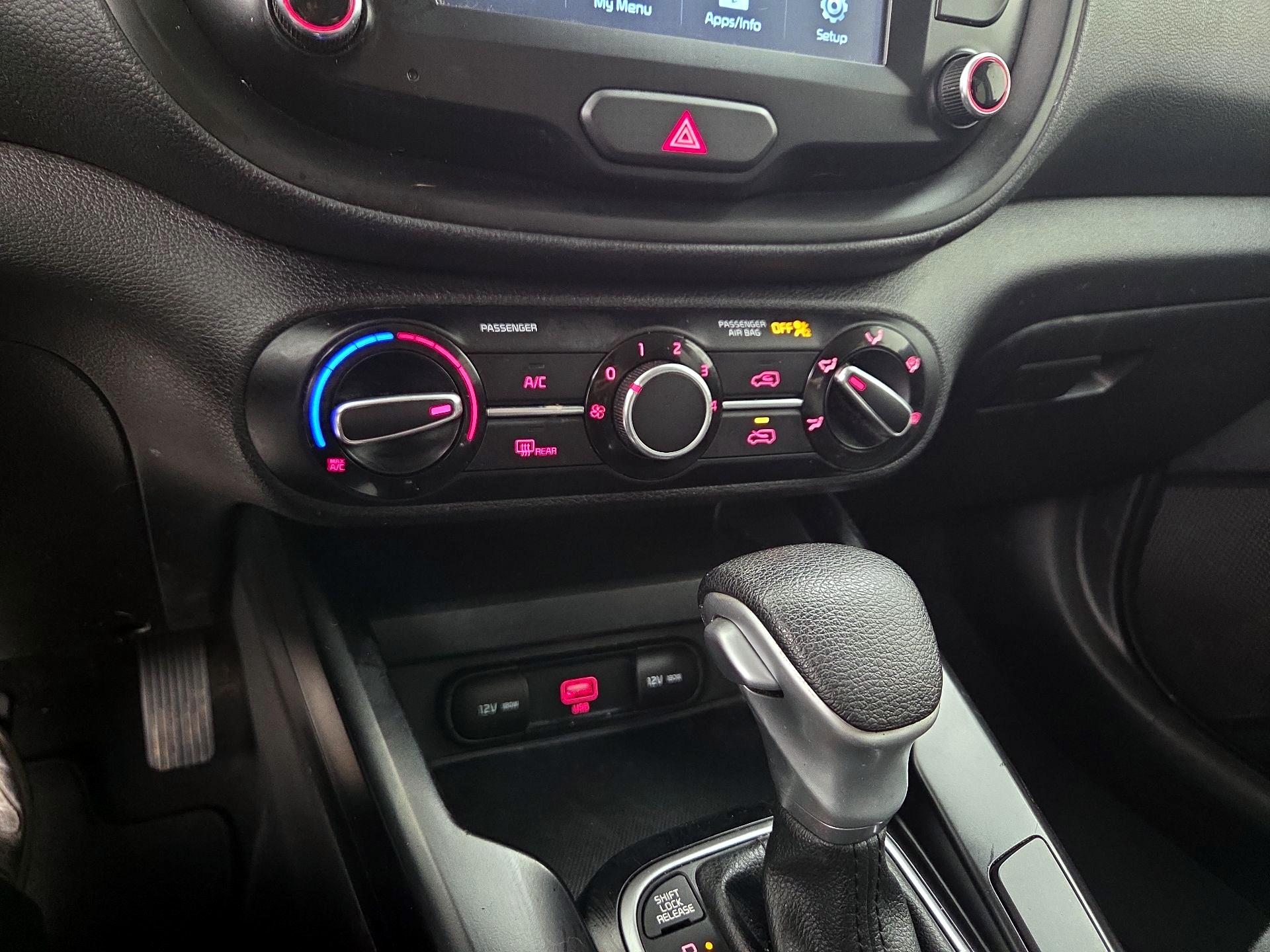 Thumbnail: 2020 Kia Soul - 16