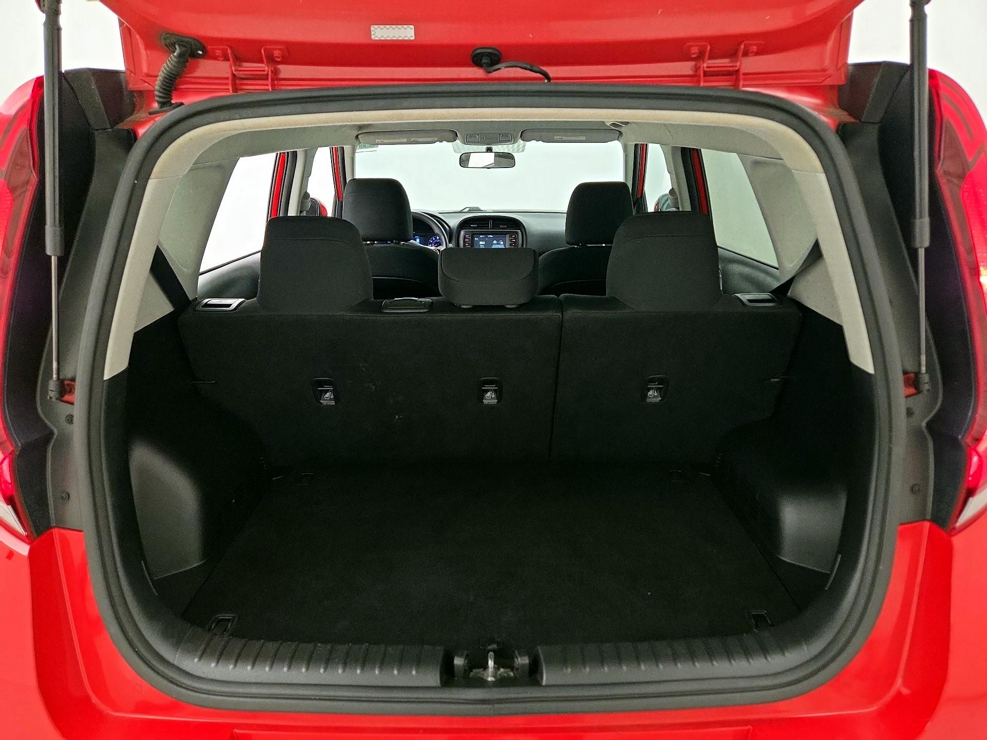 Thumbnail: 2020 Kia Soul - 20