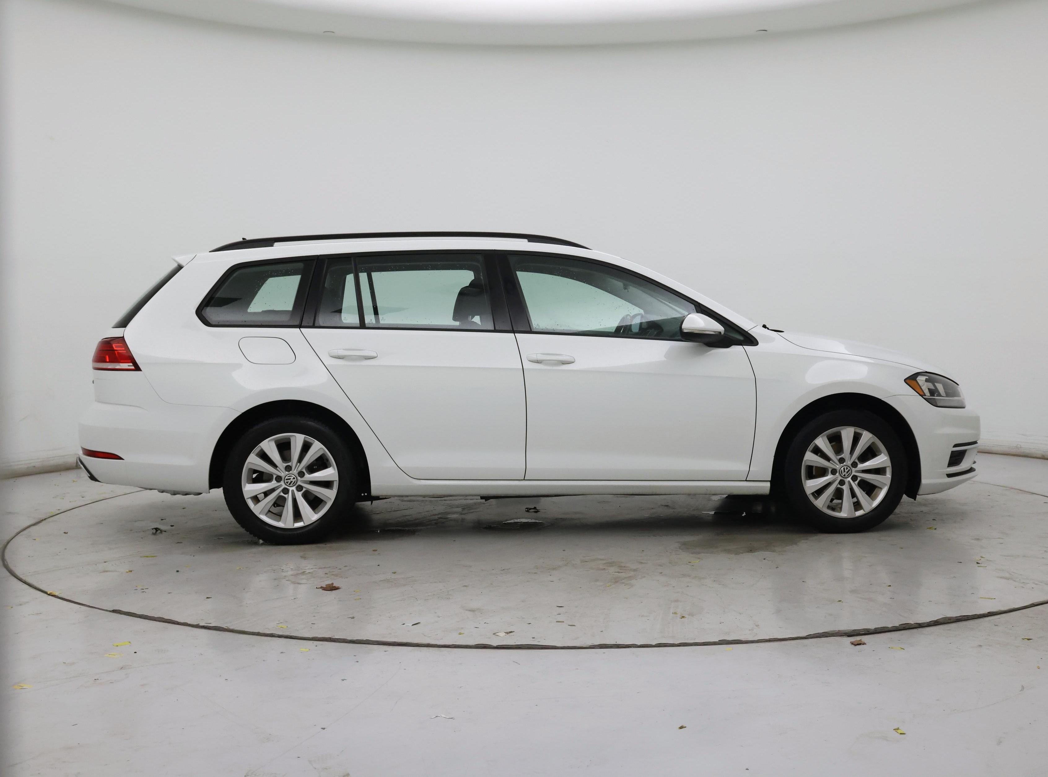 Thumbnail: 2019 Volkswagen Golf - 7
