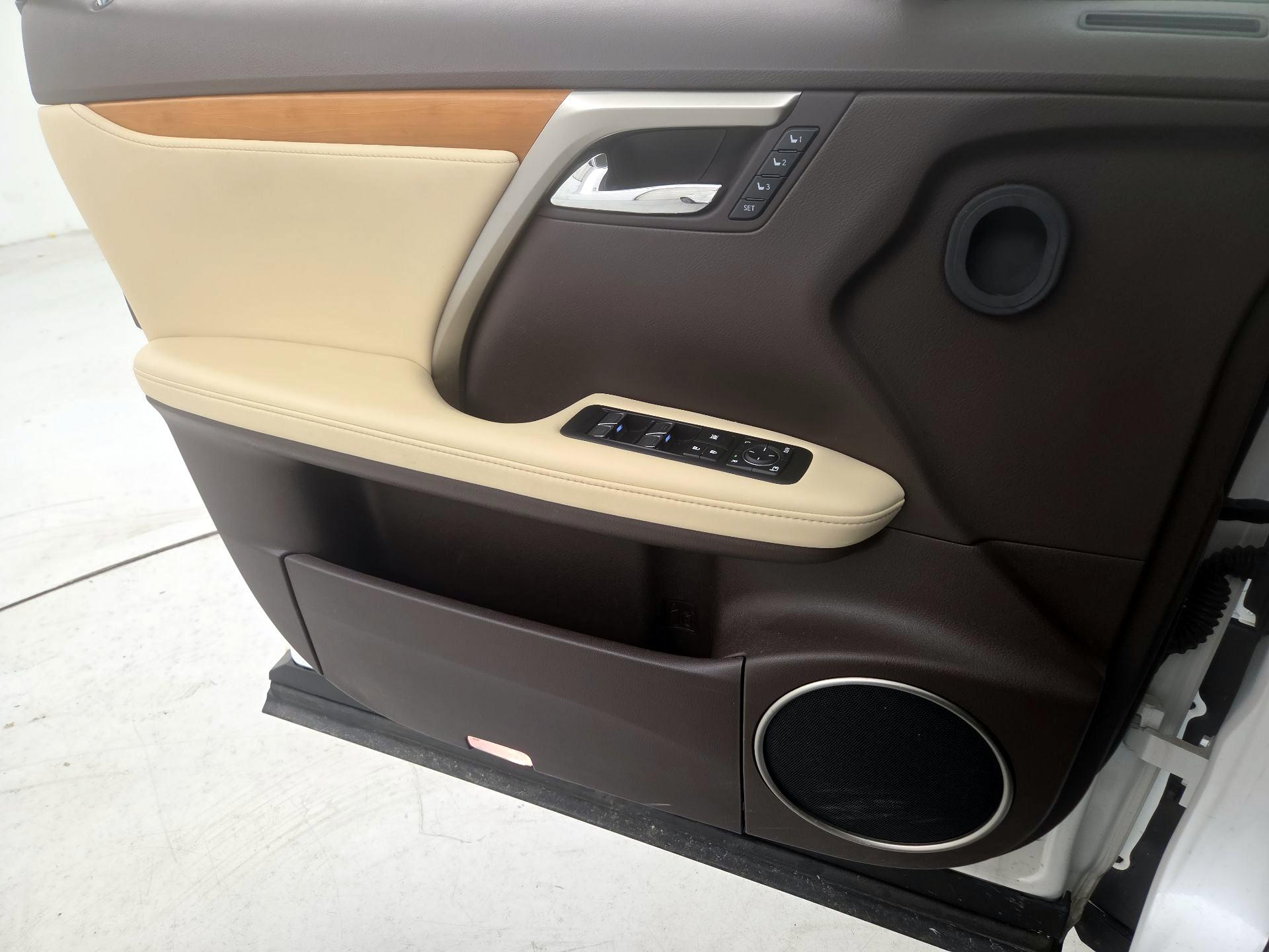 Thumbnail: 2020 Lexus RX - 12