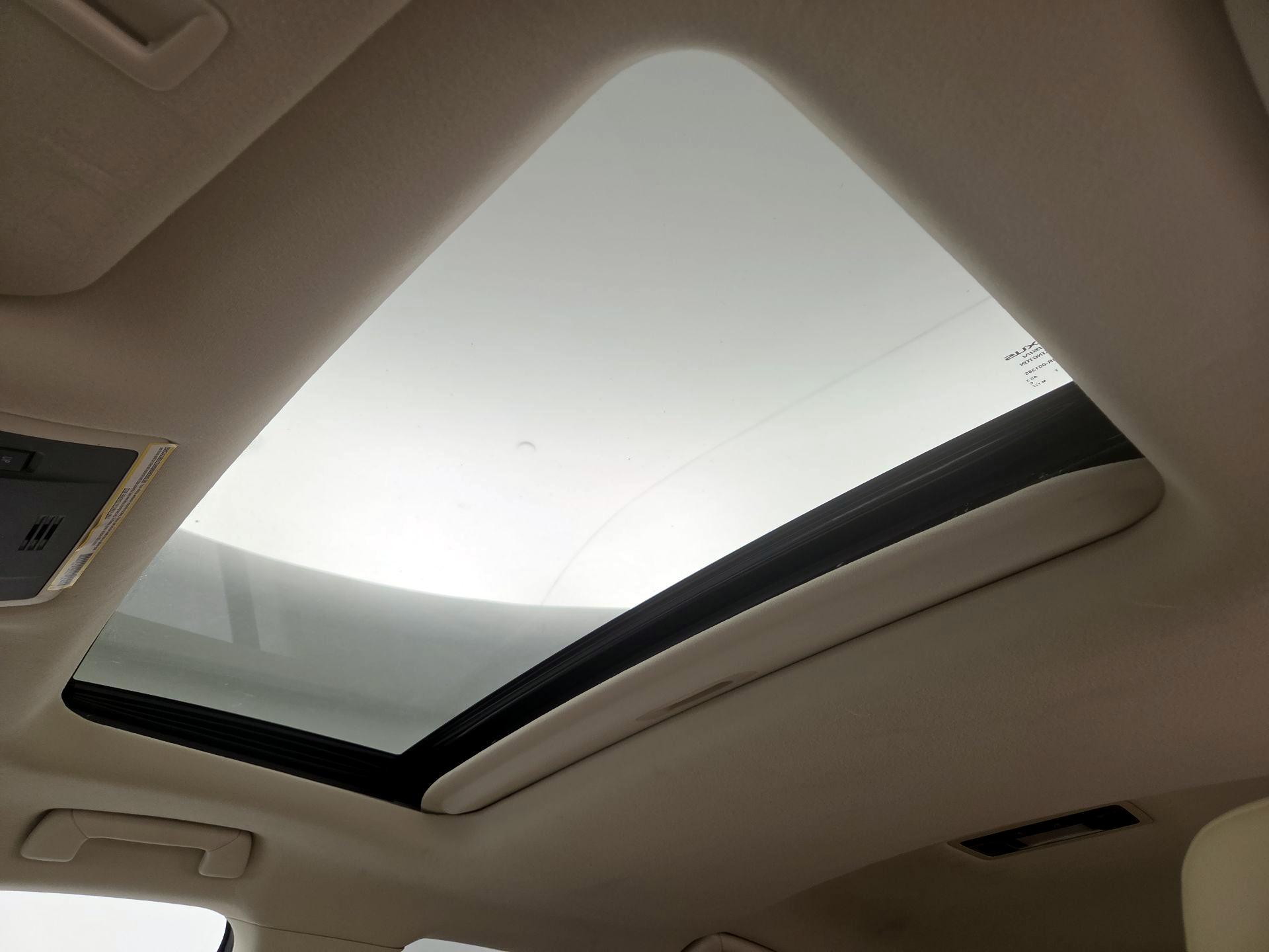 Thumbnail: 2020 Lexus RX - 20