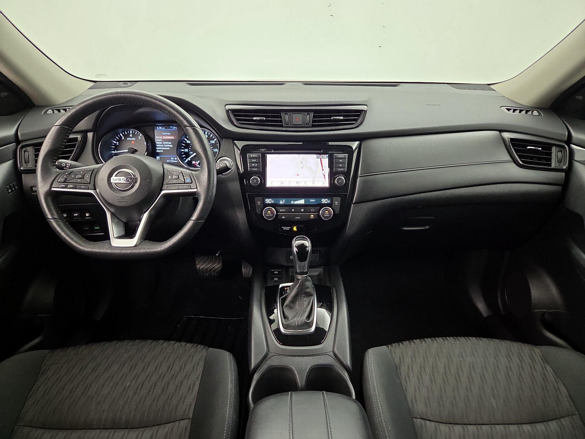 Thumbnail: 2020 Nissan Rogue - 9