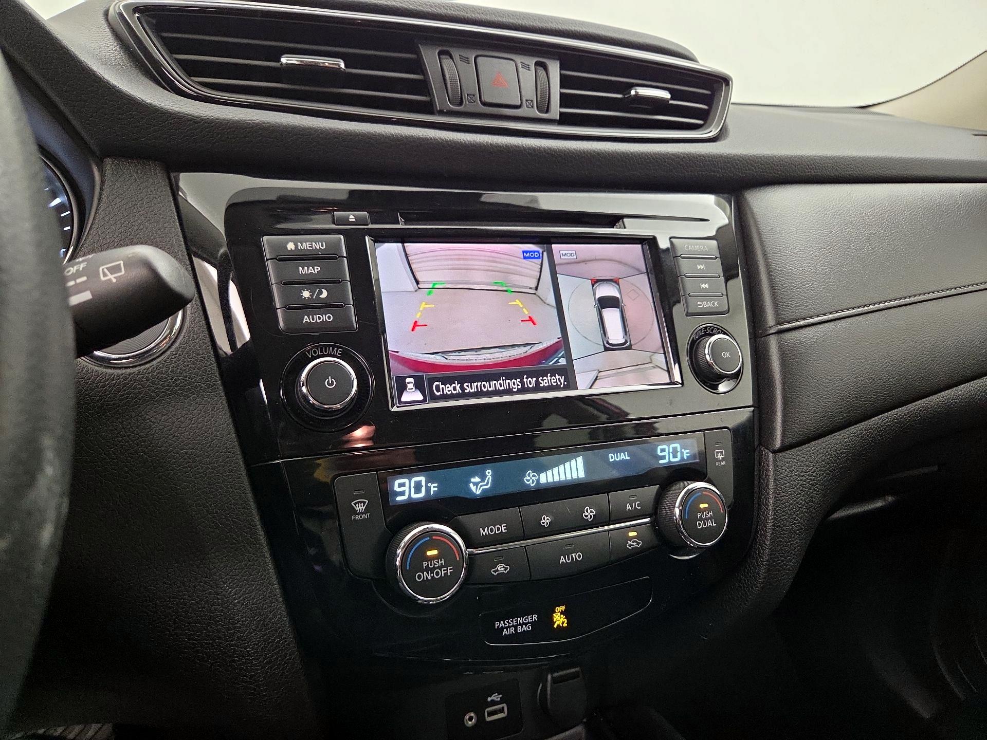 Thumbnail: 2020 Nissan Rogue - 15