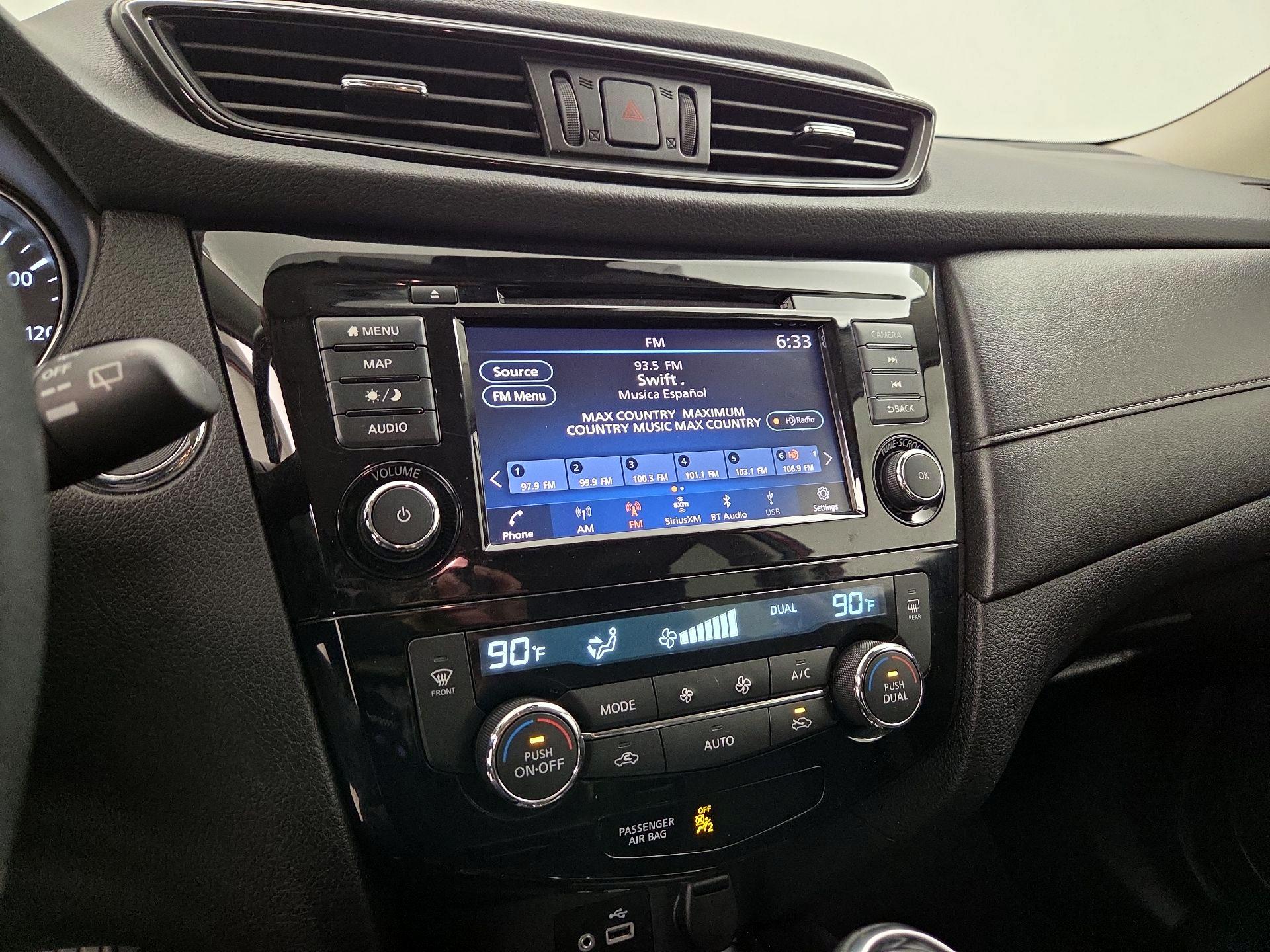 Thumbnail: 2020 Nissan Rogue - 16