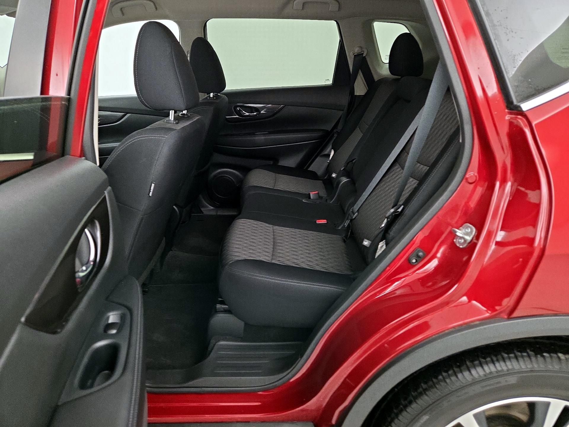 Thumbnail: 2020 Nissan Rogue - 20