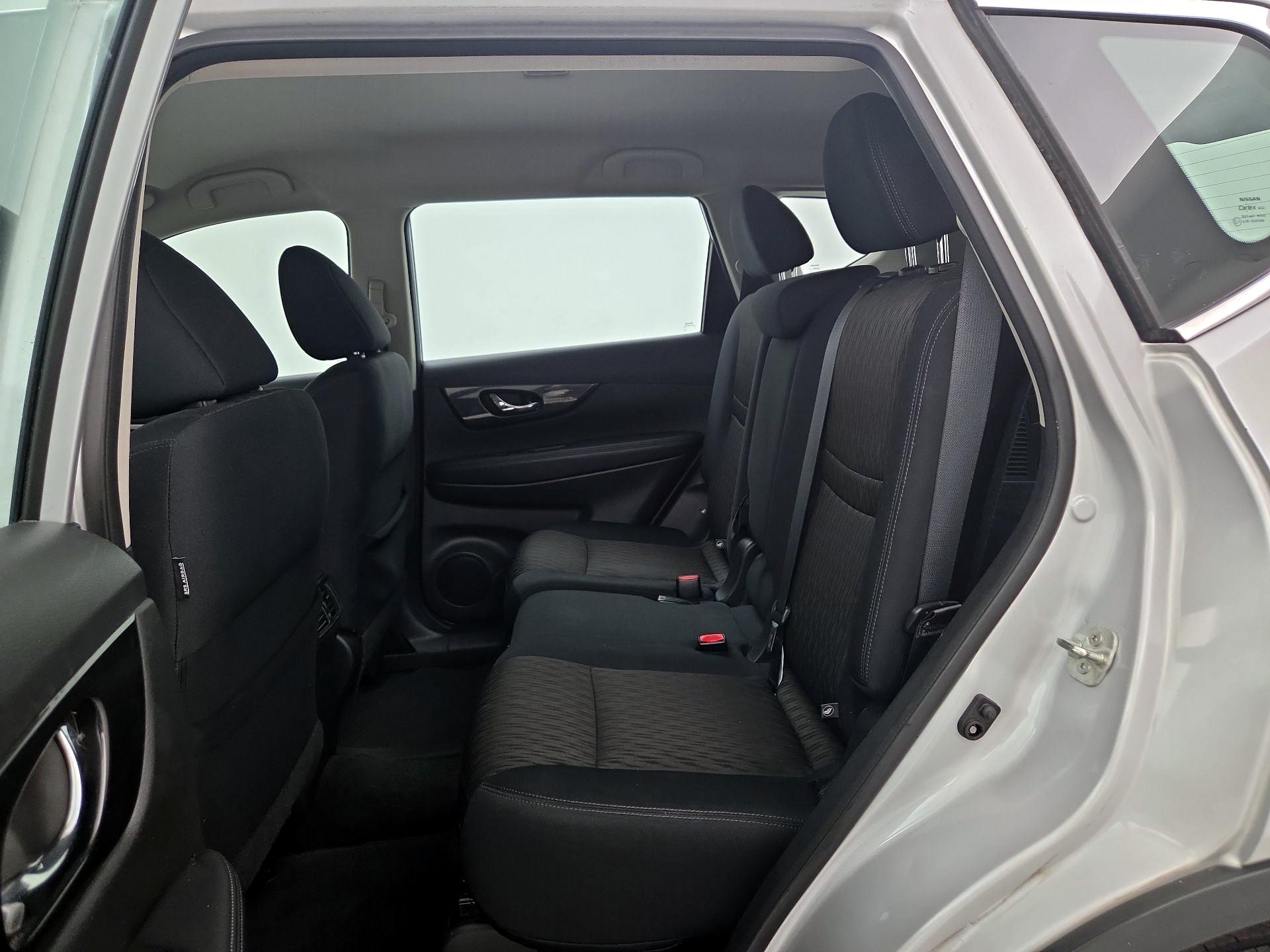 Thumbnail: 2017 Nissan Rogue - 19