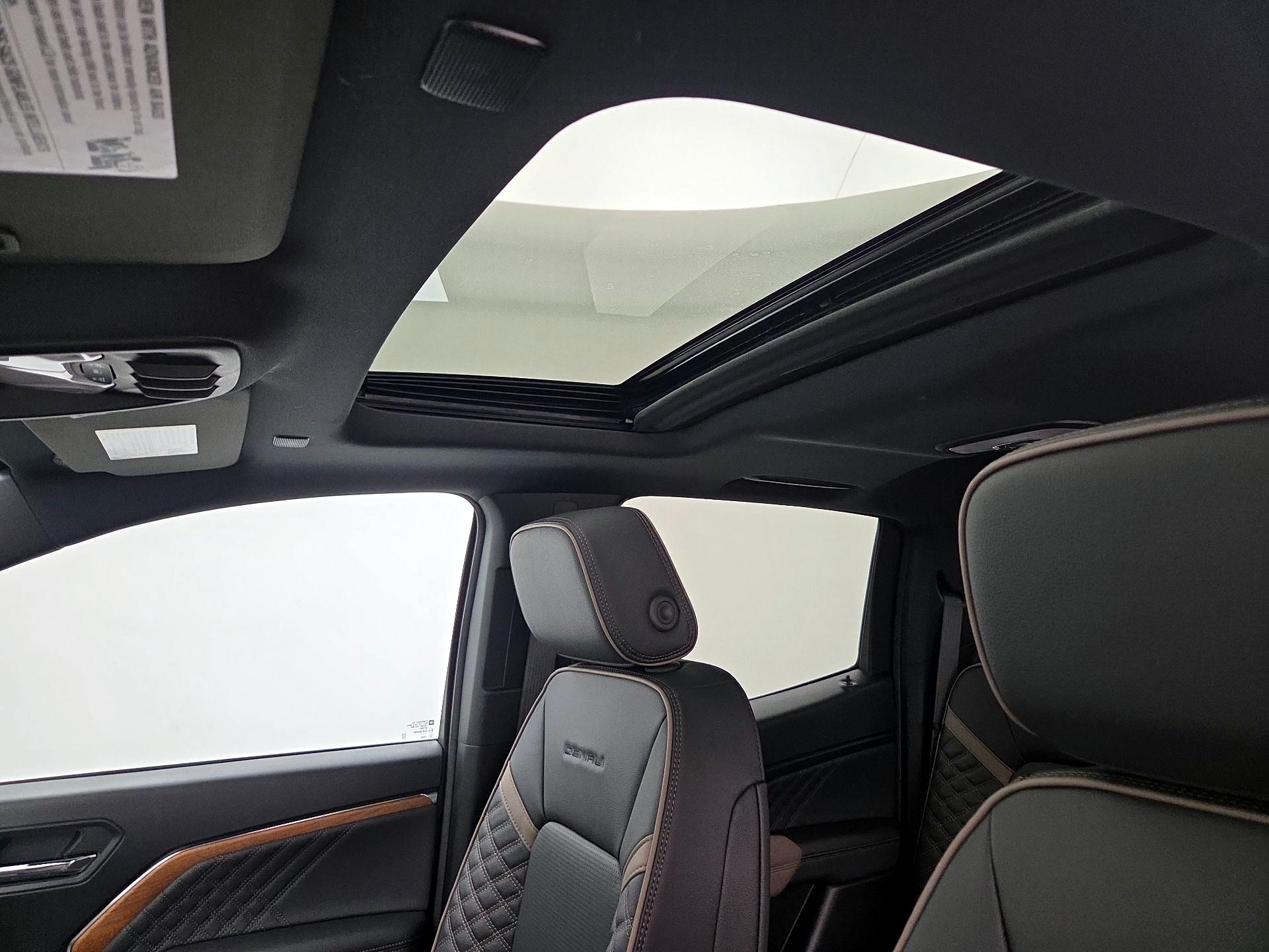 Thumbnail: 2025 GMC Canyon - 20