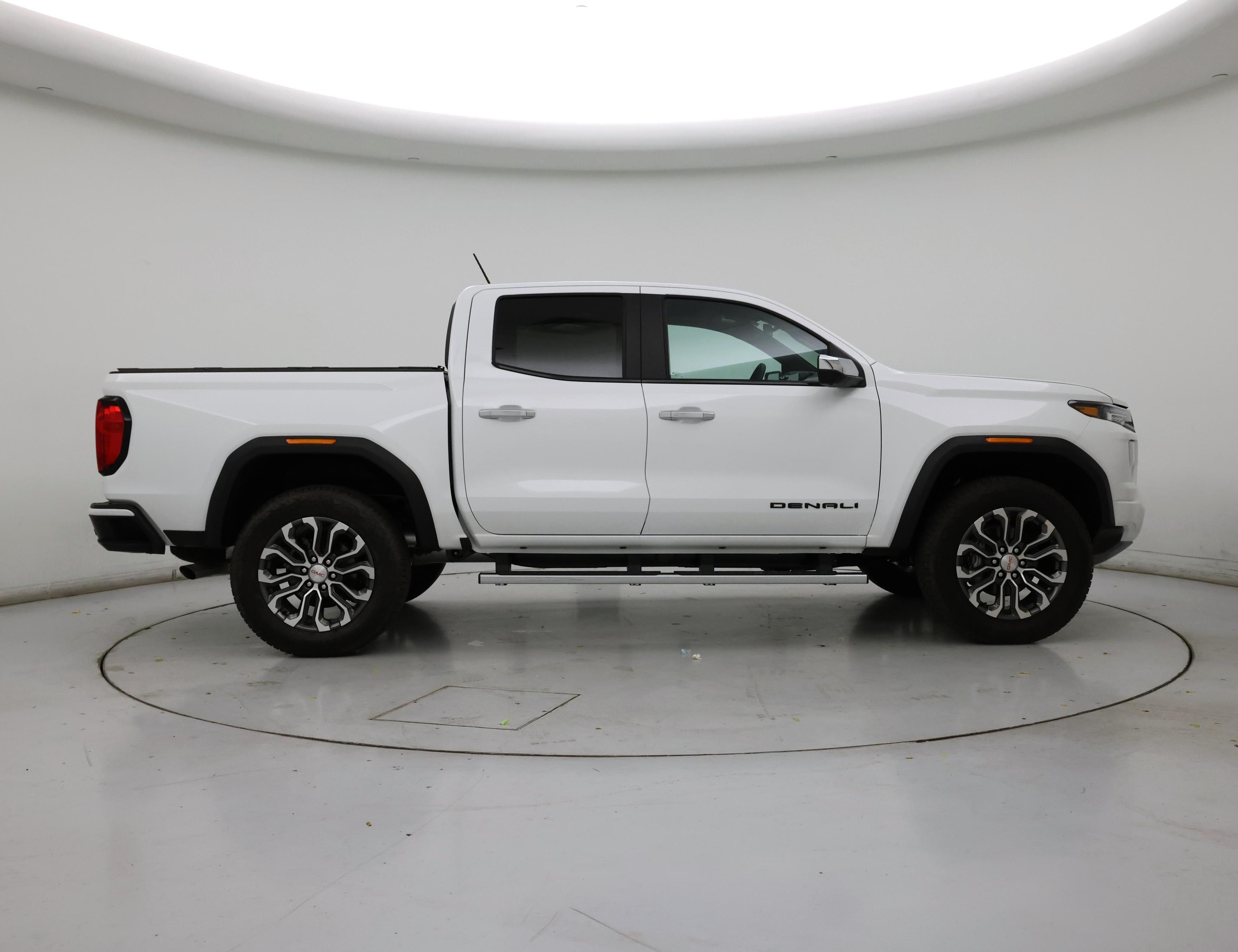 Thumbnail: 2025 GMC Canyon - 7
