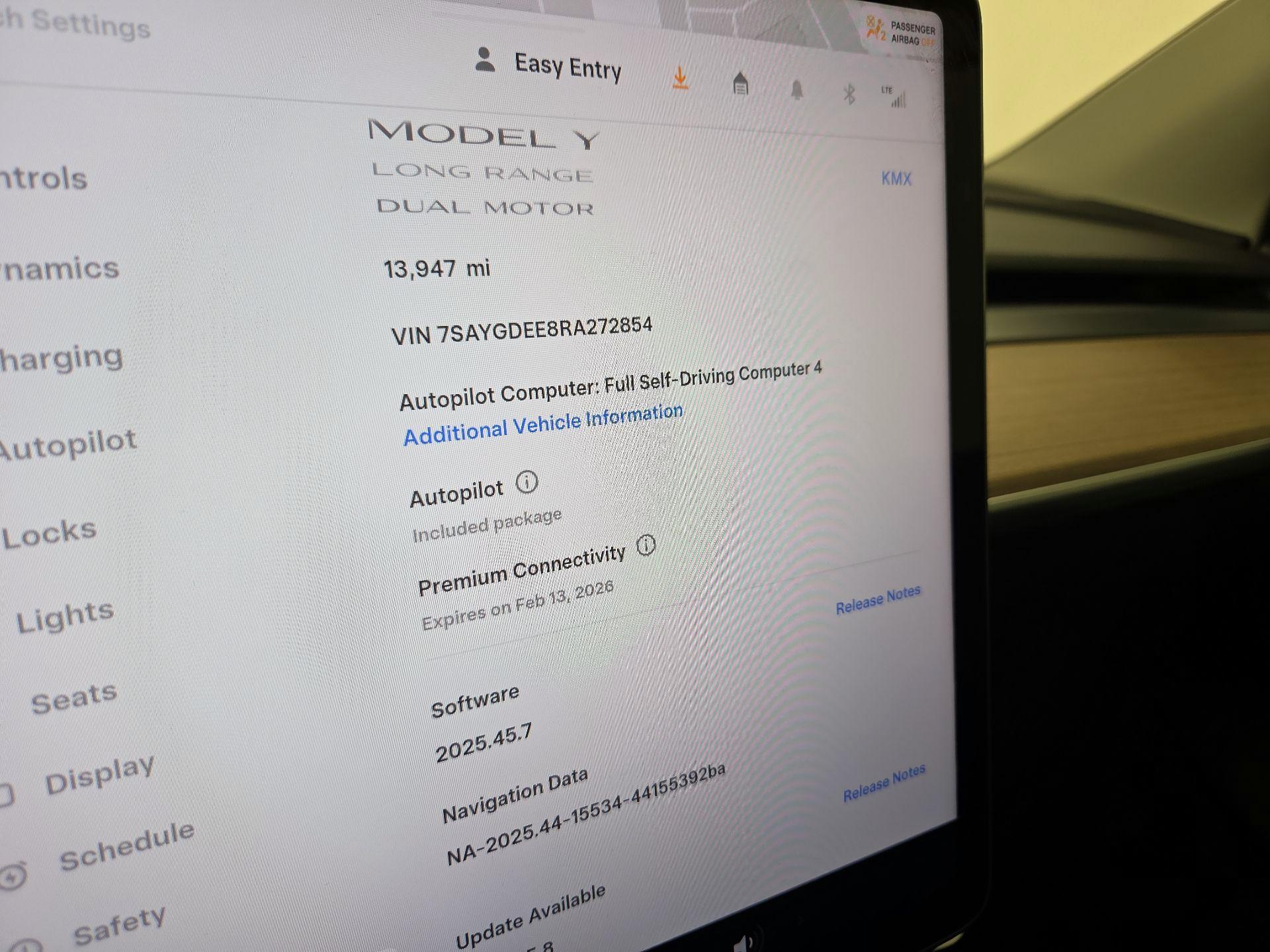 Thumbnail: 2024 Tesla Model Y - 11