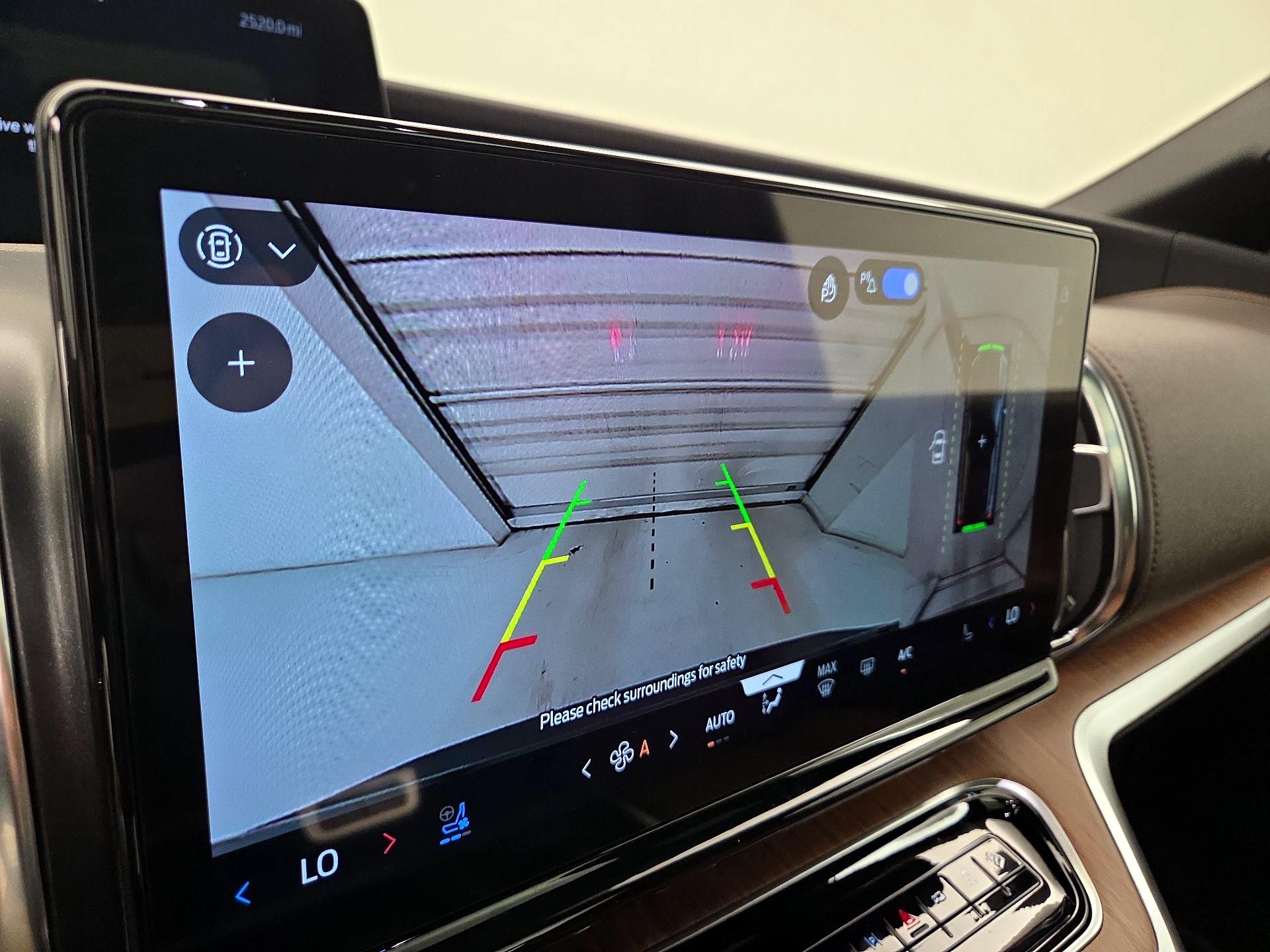 Thumbnail: 2025 Ford Expedition MAX - 15