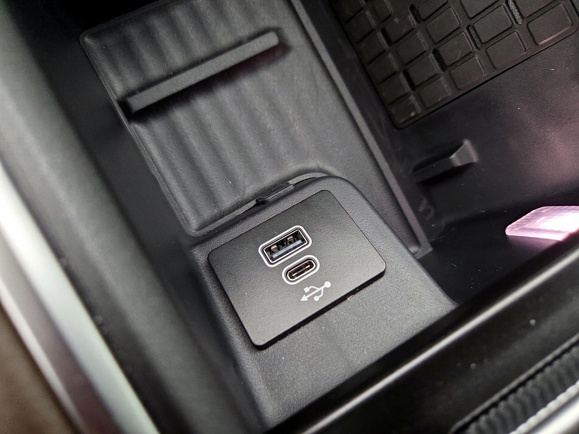 Thumbnail: 2025 Ford Expedition MAX - 19