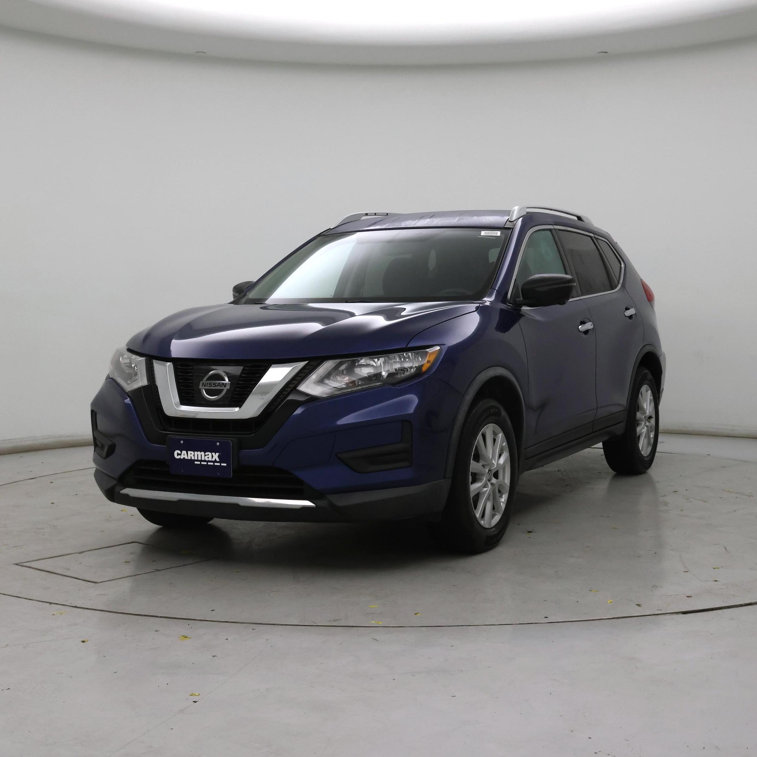 Thumbnail: 2017 Nissan Rogue - 4