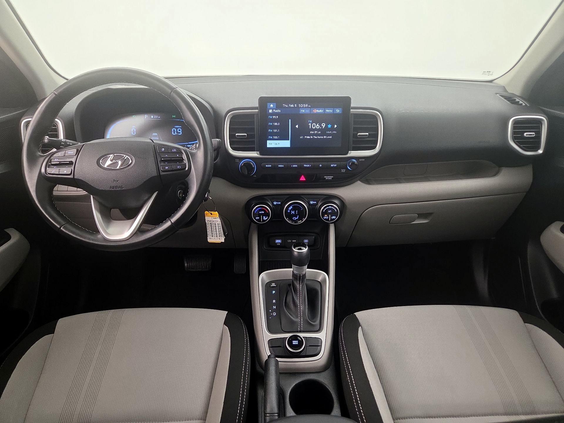 Thumbnail: 2023 Hyundai Venue - 9