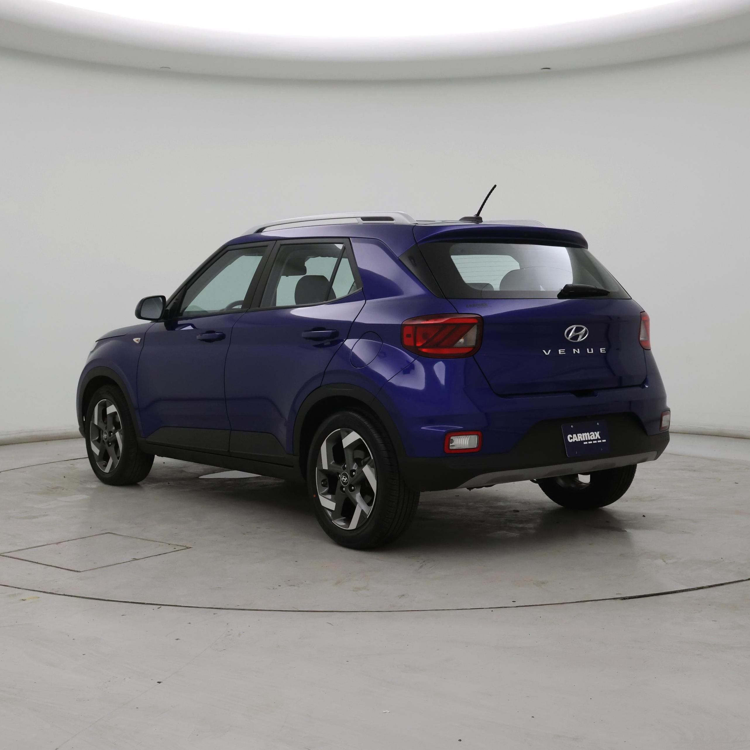 Thumbnail: 2023 Hyundai Venue - 2