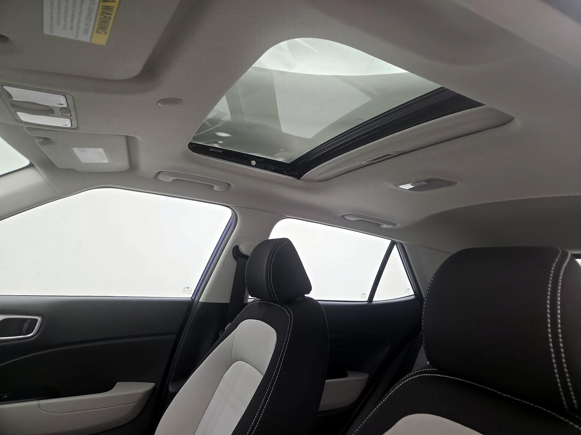 Thumbnail: 2023 Hyundai Venue - 19