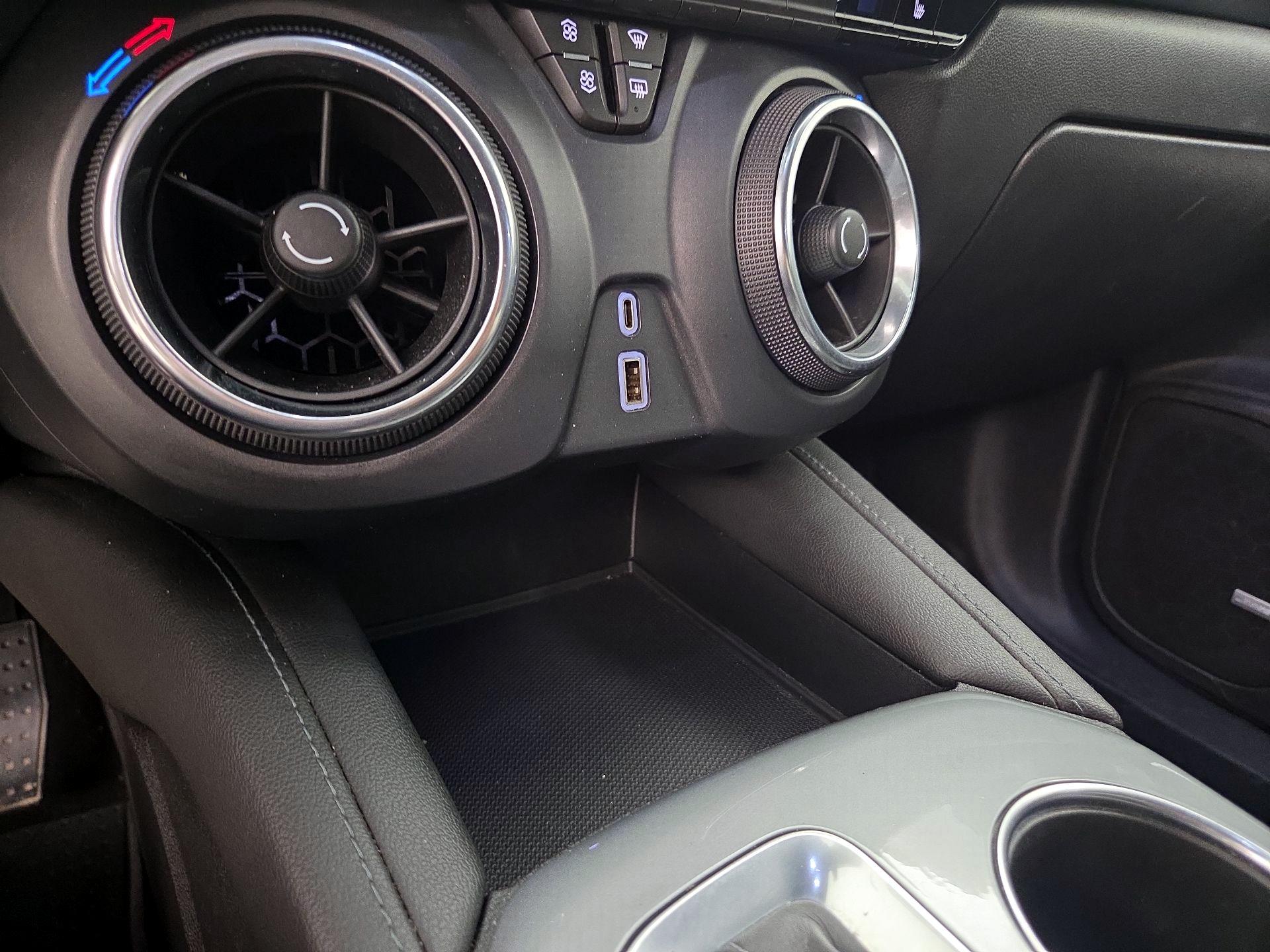 Thumbnail: 2020 Chevrolet Blazer - 18