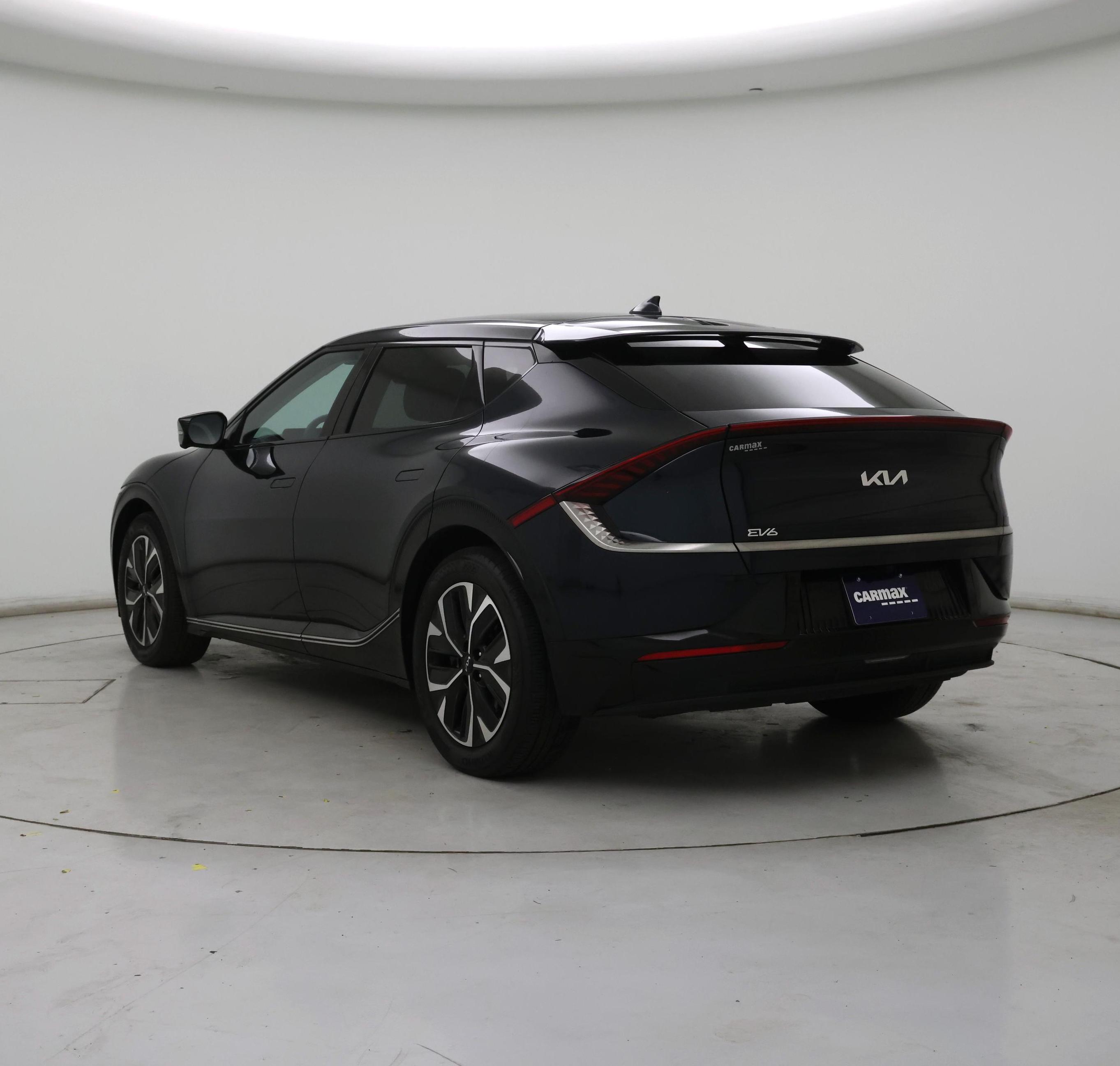 Thumbnail: 2023 Kia EV6 - 2