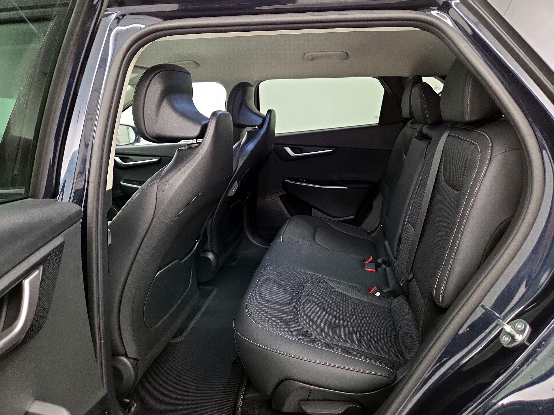 Thumbnail: 2023 Kia EV6 - 20