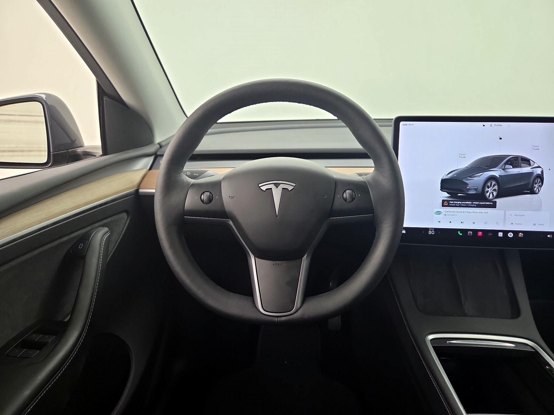 Thumbnail: 2023 Tesla Model Y - 10