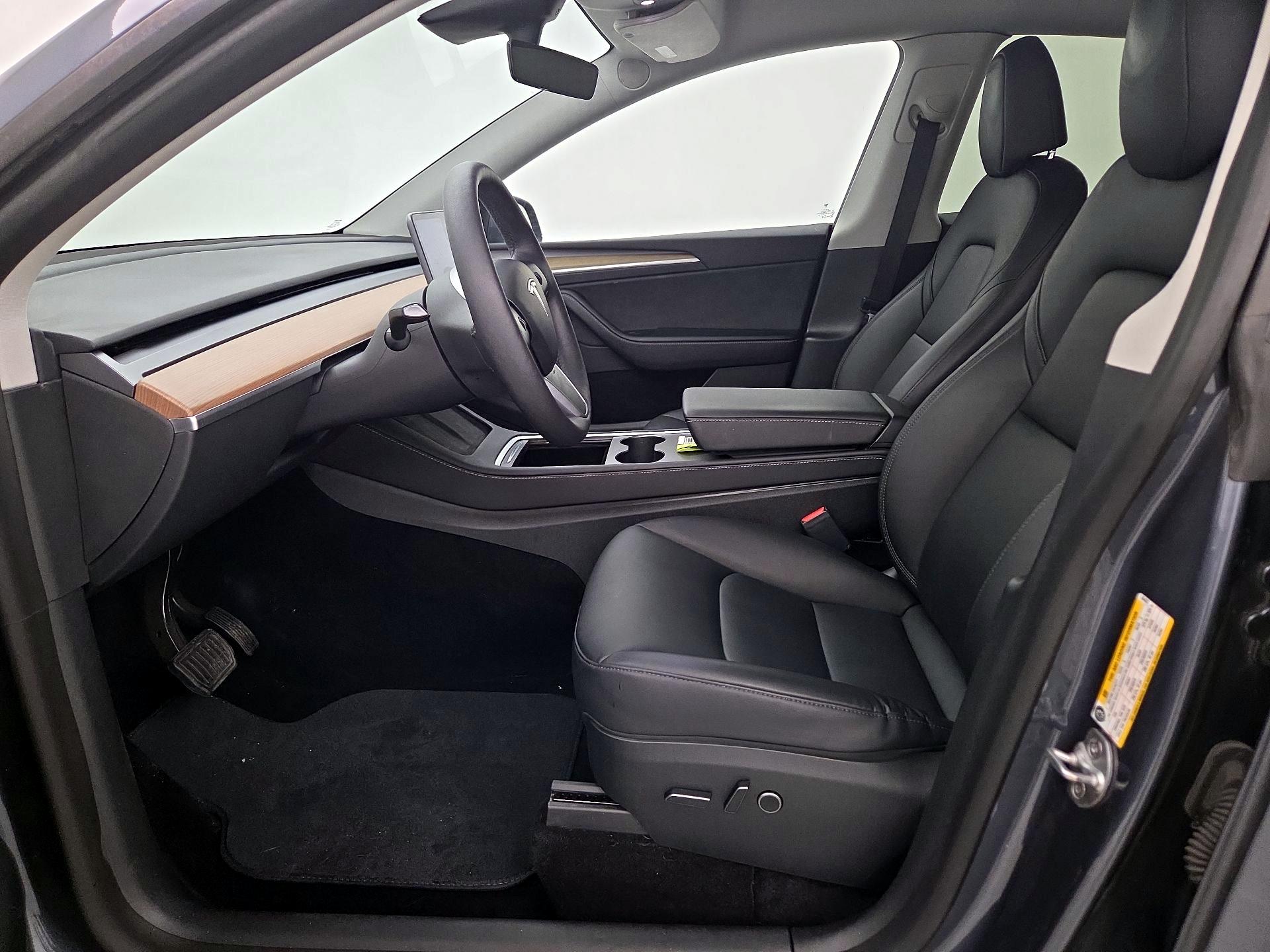 Thumbnail: 2023 Tesla Model Y - 11