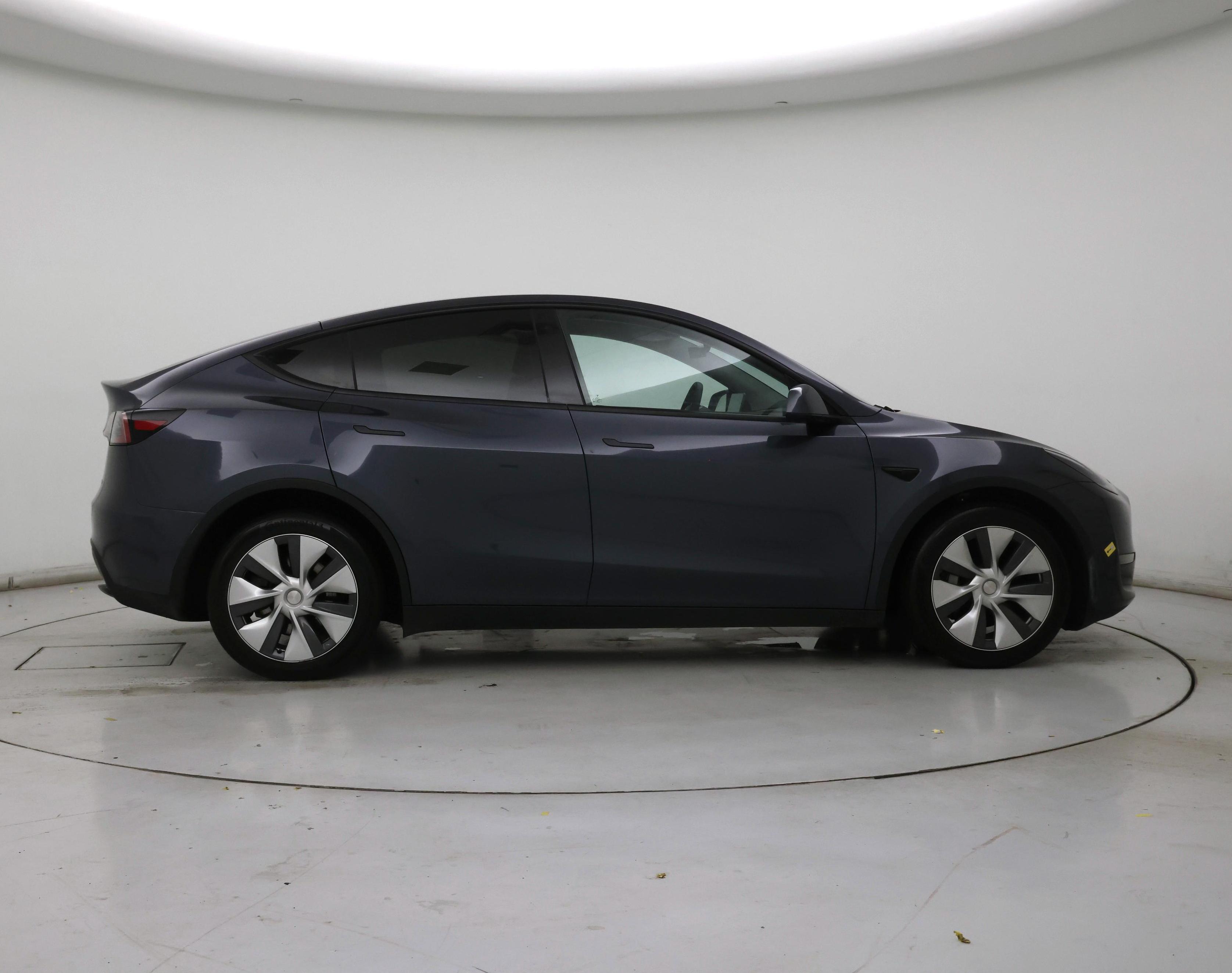 Thumbnail: 2023 Tesla Model Y - 7