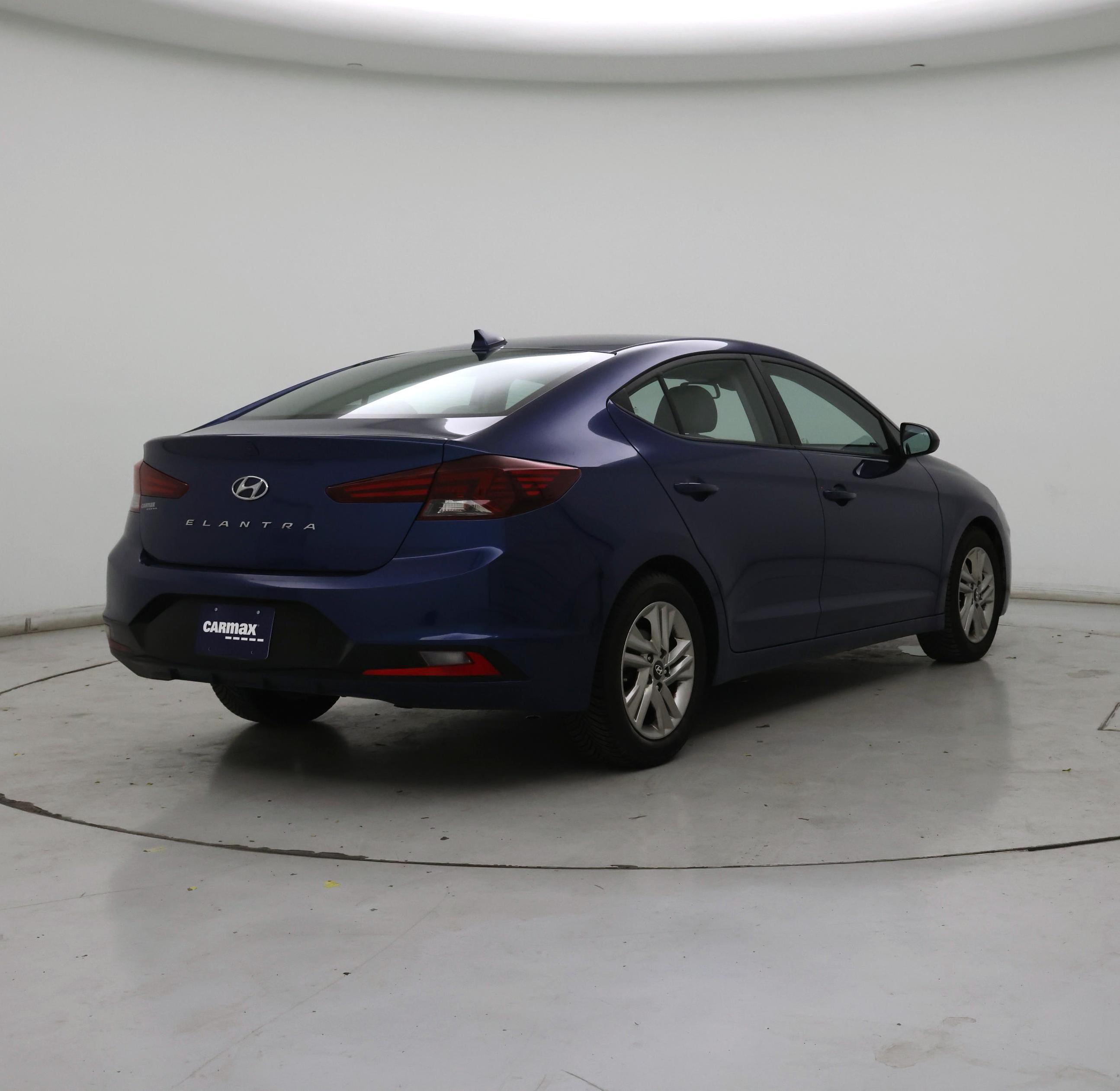 Thumbnail: 2019 Hyundai Elantra - 8